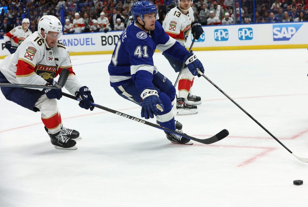 Tampa Bay Lightning re-sign Mitchell Chaffee to two-year contract 