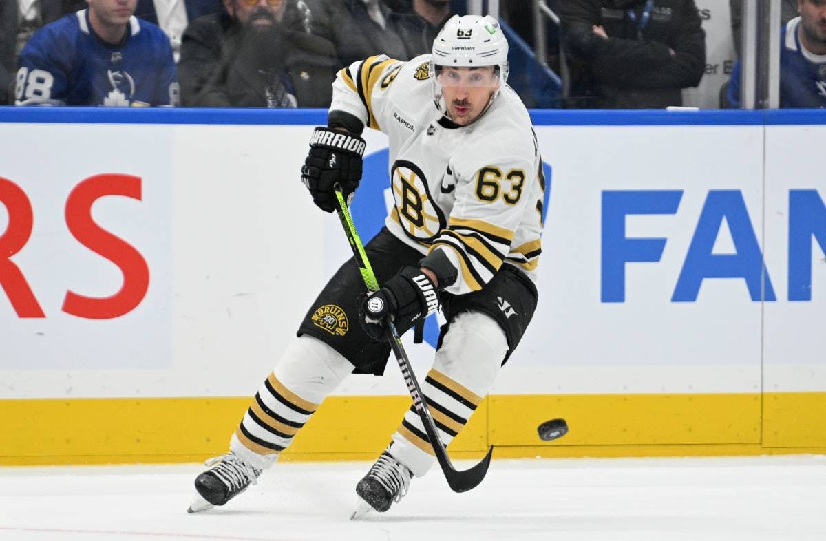 Bruins’ Marchand leaves Game 3 against Panthers with upper-body injury