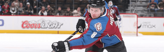 Mueller and Wolski Trade Jerseys