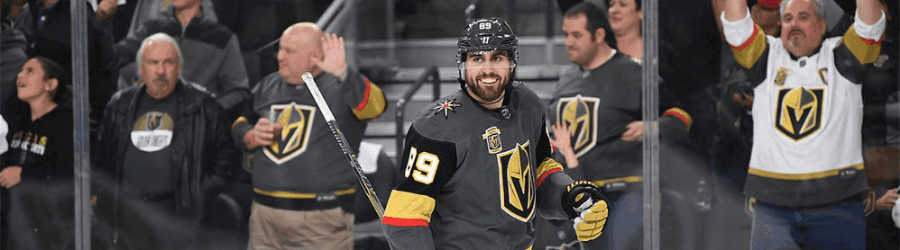 Alex Tuch signs seven-year extension in Vegas