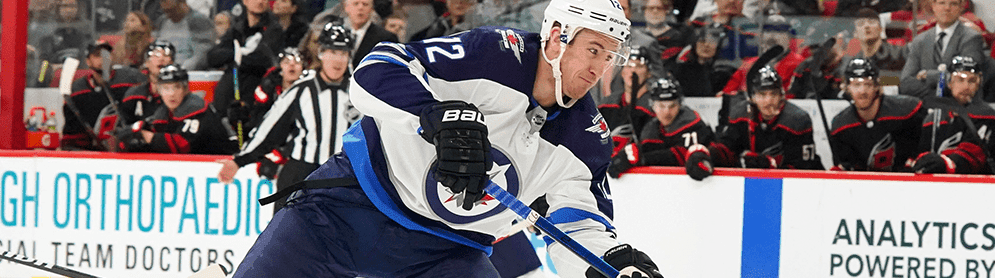 Flyers Sign Hayes to 7-year Extension