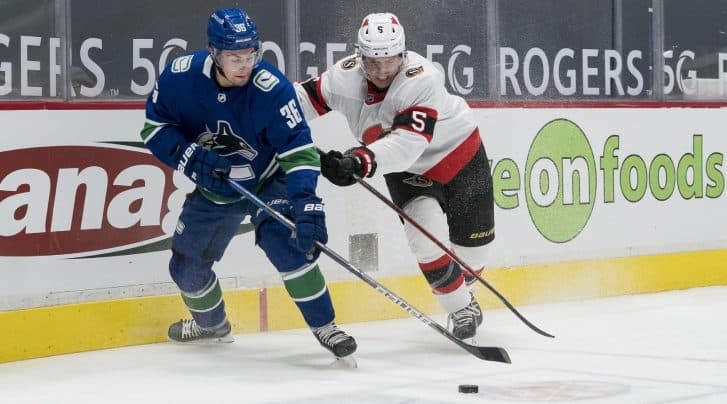 Boston Bruins acquire defenceman Mike Reilly; New York Islanders acquire defnceman Braydon Coburn