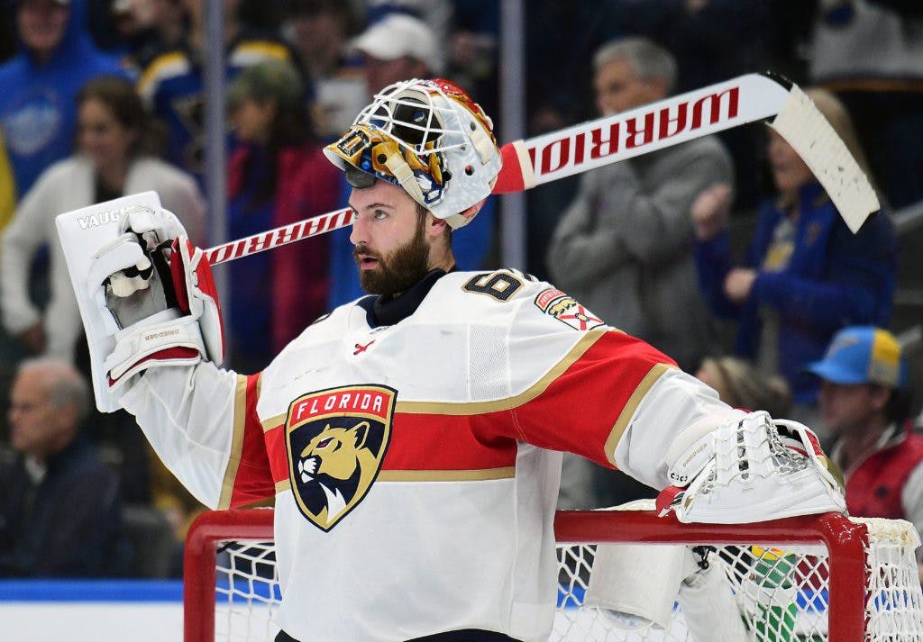Panthers' Driedger will get opening night start in net