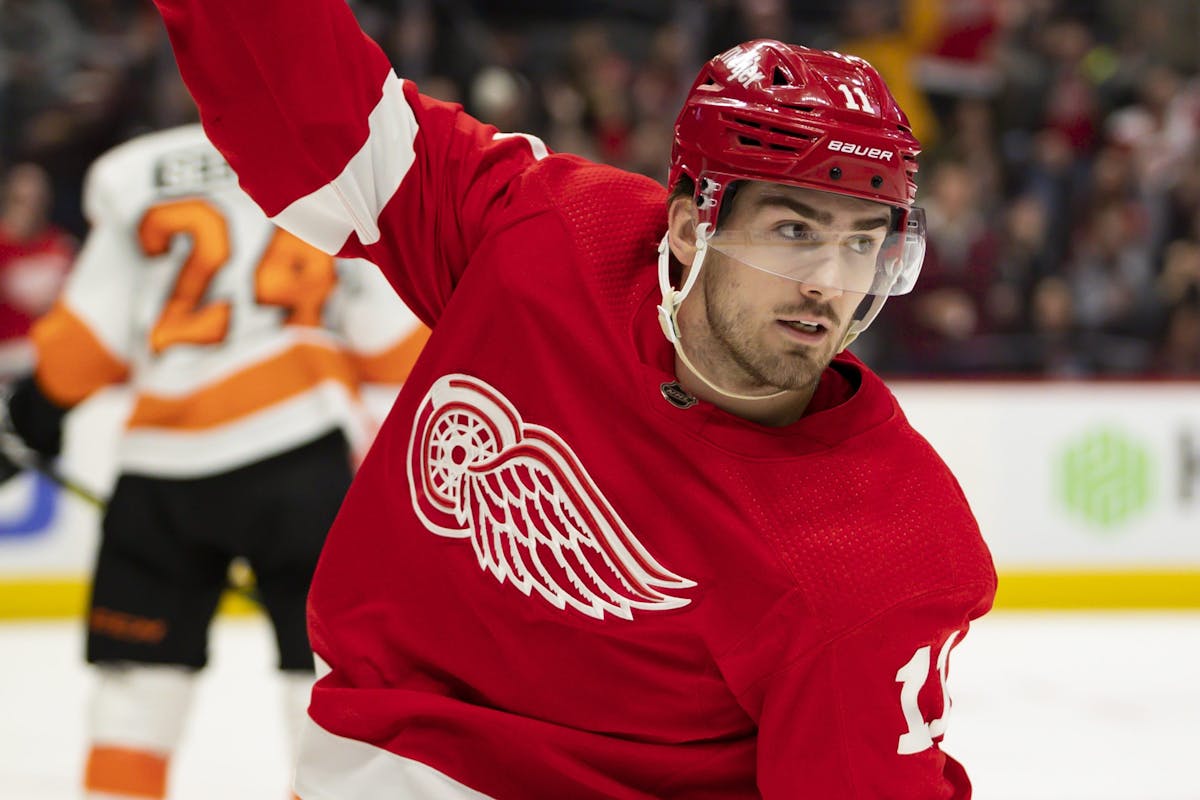 Red Wings recall Taro Hirose from Grand Rapids under emergency