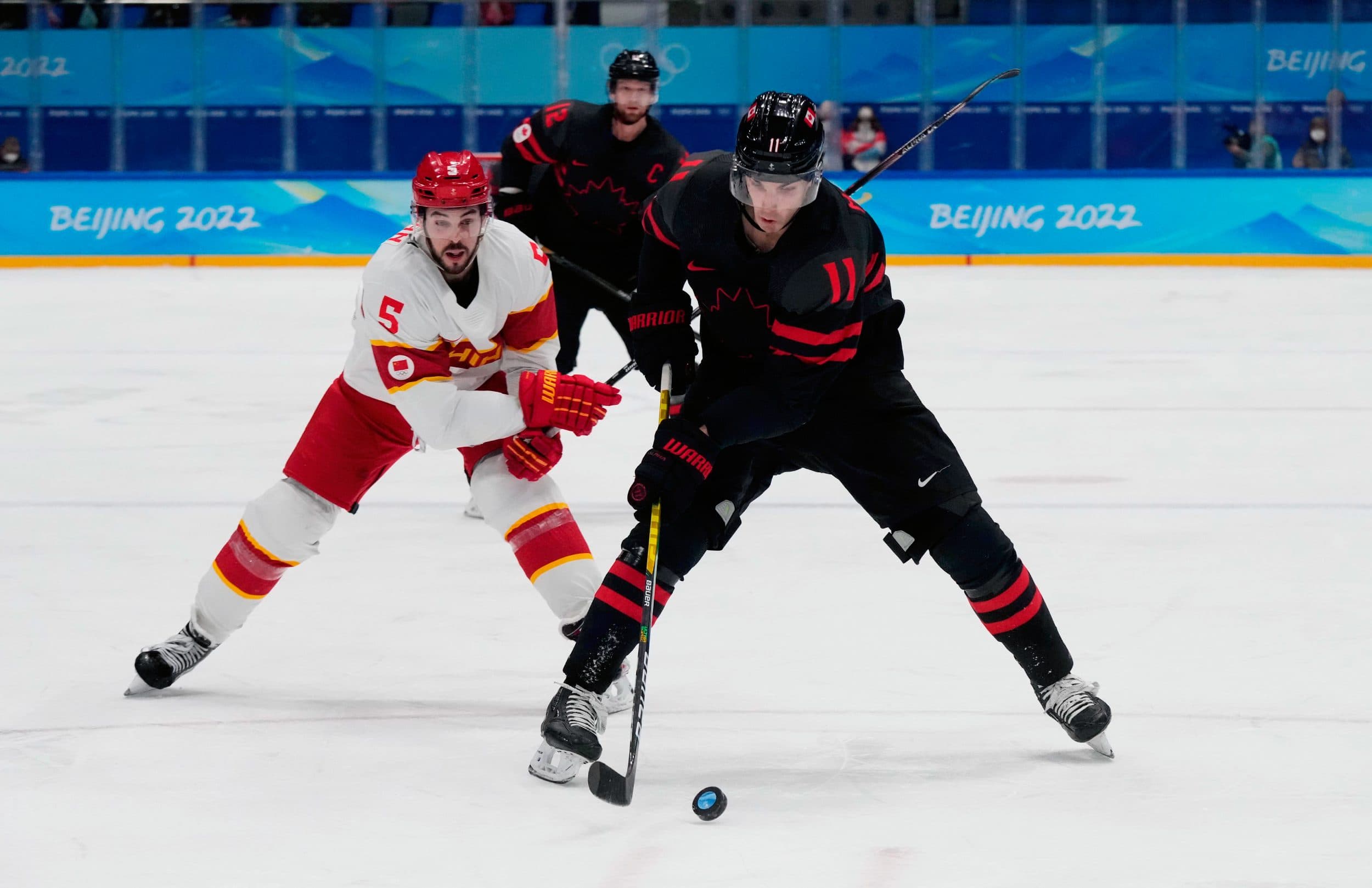 Arizona Coyotes acquire Jack McBain from Minnesota Wild