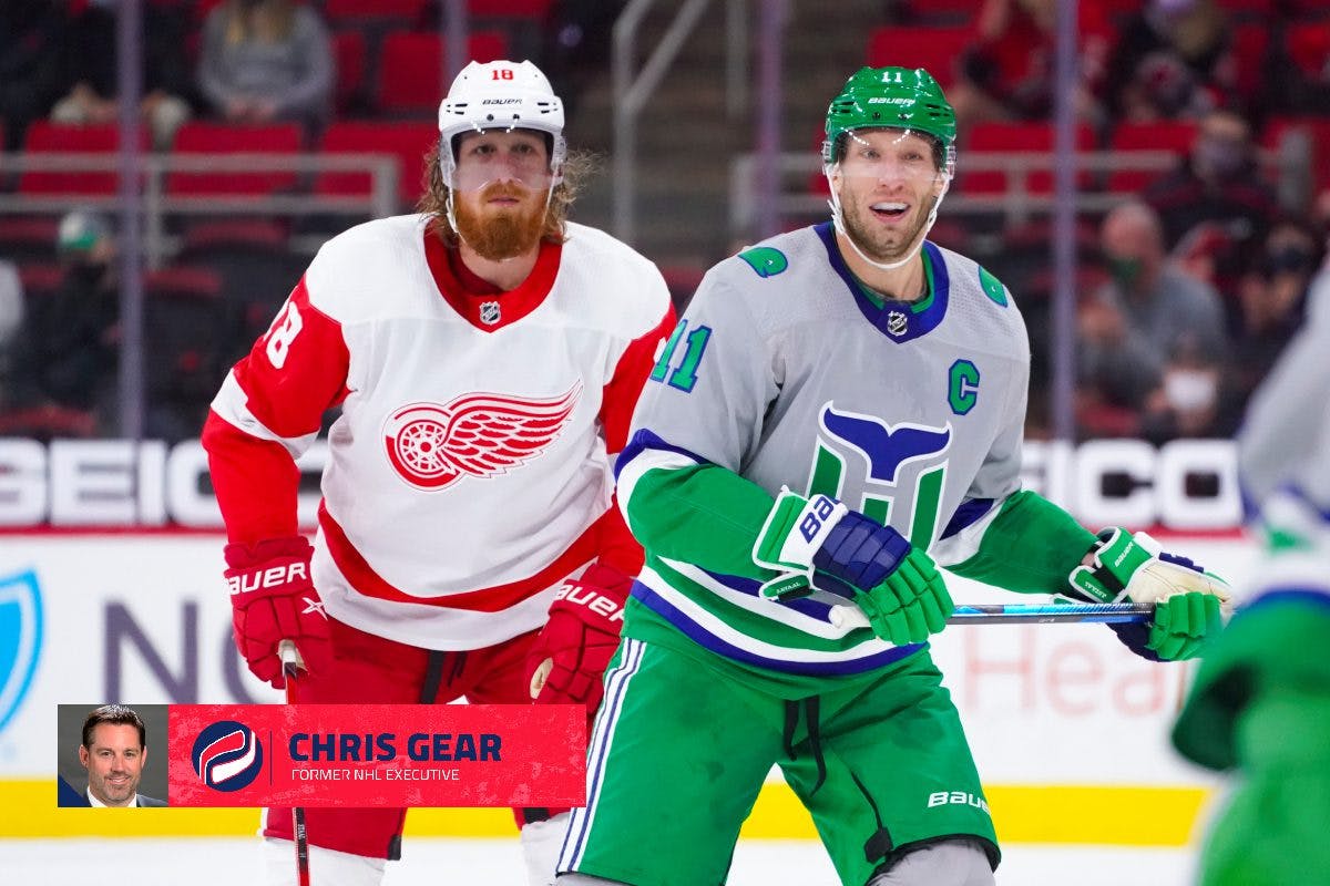 PHOTO: Brothers Eric, Jordan, Jared Staal start game together 