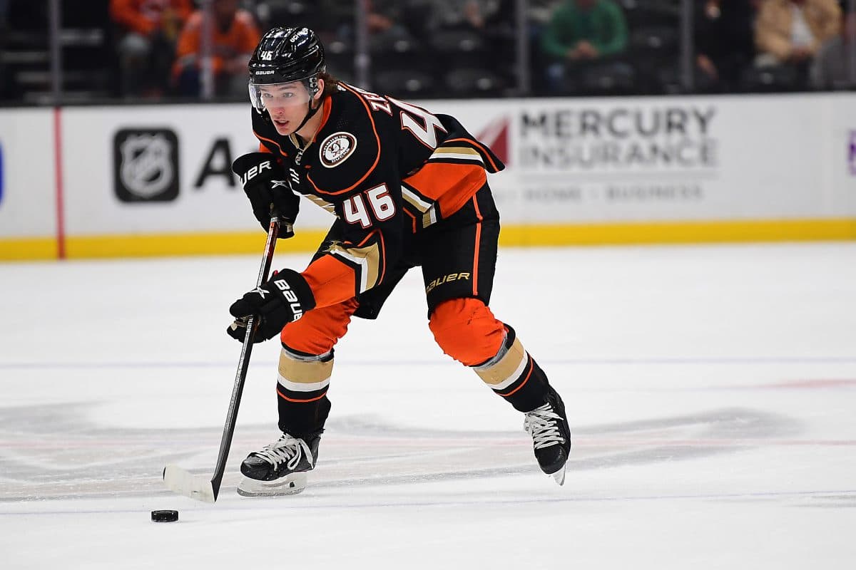 Zegras, Ducks snap 11-game skid with 5-0 win over Coyotes