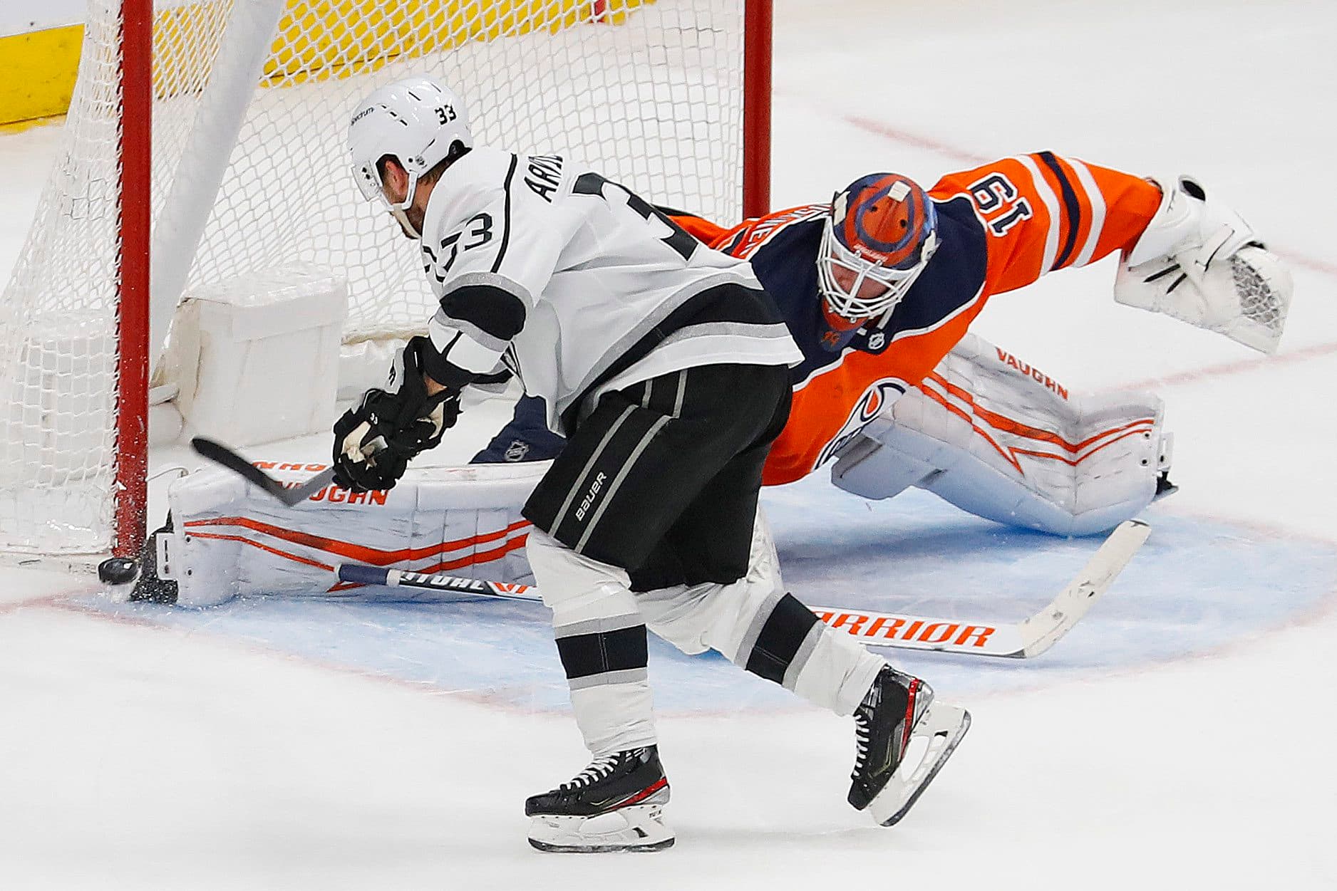 Los Angeles Kings forward Viktor Arvidsson will miss Game 2 vs. Edmonton Oilers