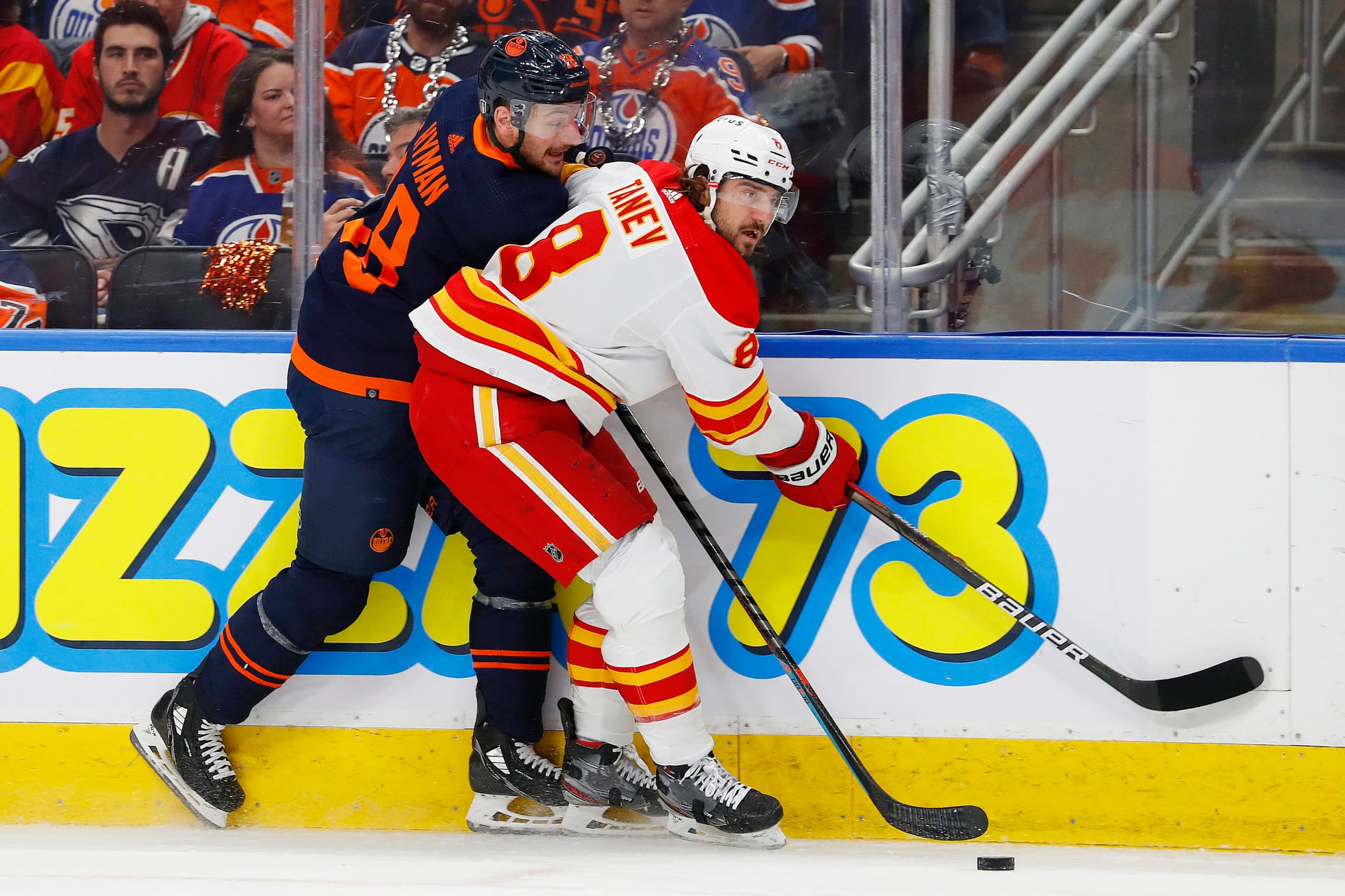 Calgary Flames’ Chris Tanev exits game with upper-body injury
