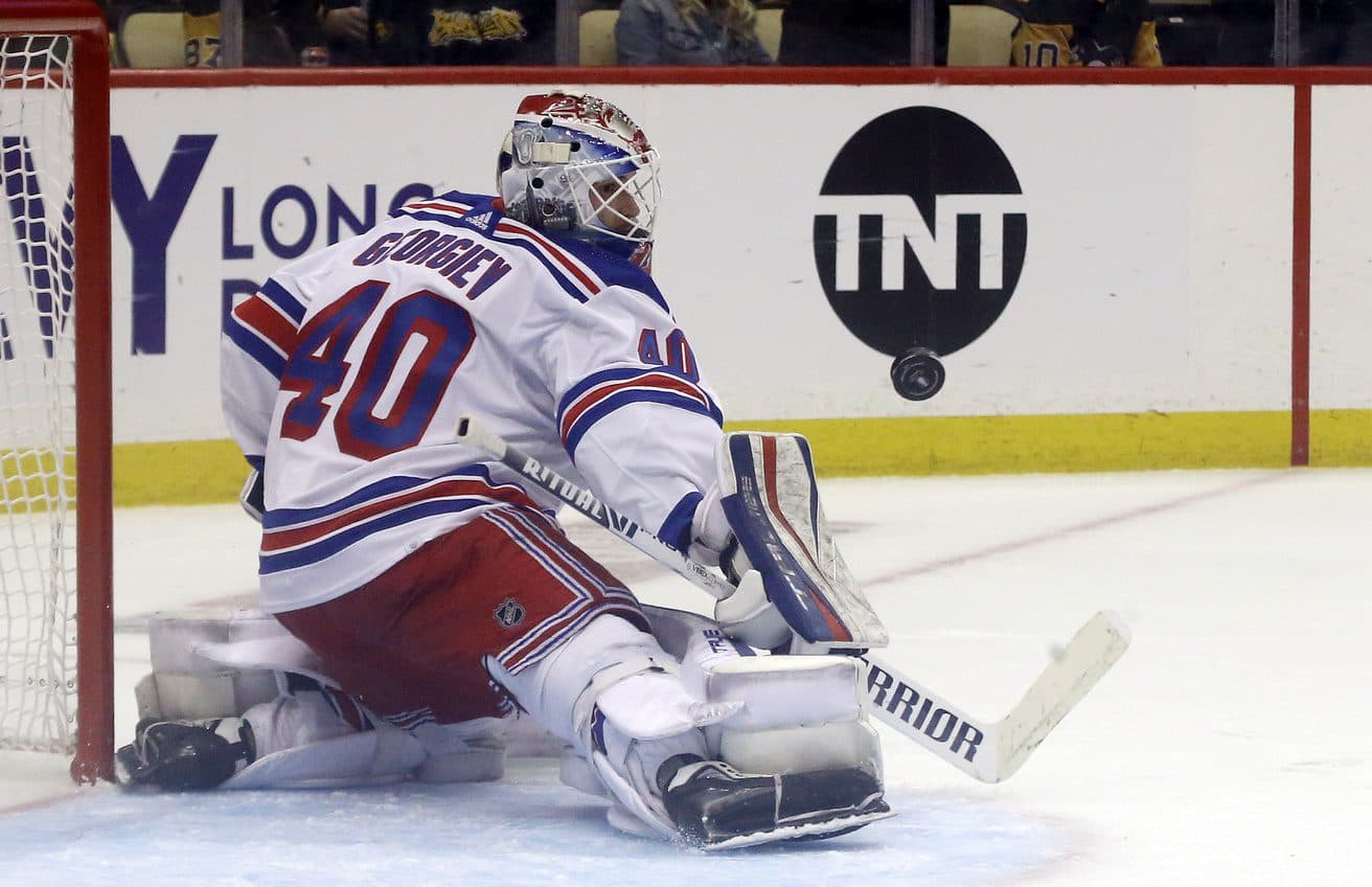 Colorado Avalanche sign Alexandar Georgiev to three-year contract with $3.4 million cap hit