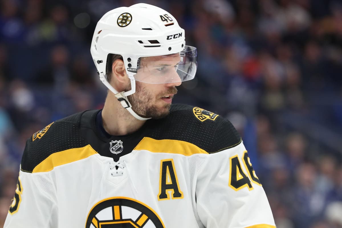 David Krejci returning to Bruins on one-year deal - CBS Boston