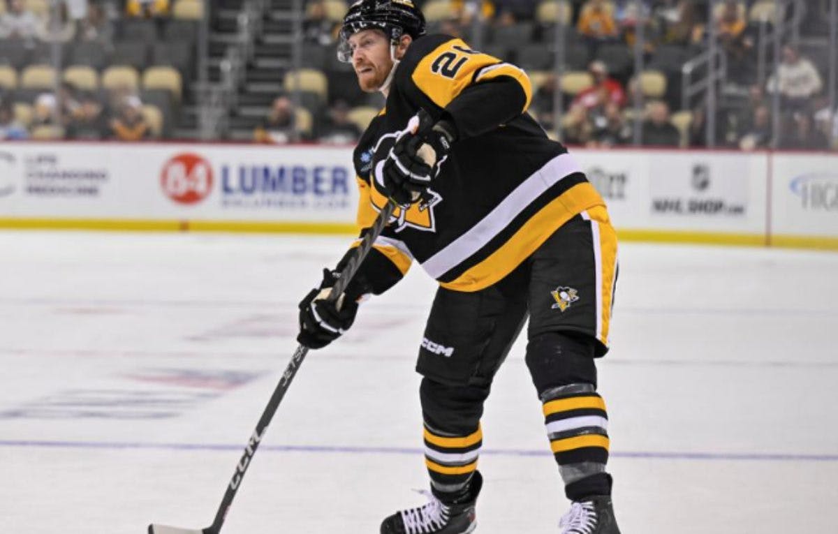 Pittsburgh Penguins’ Jeff Petry fined $5,000 for roughing