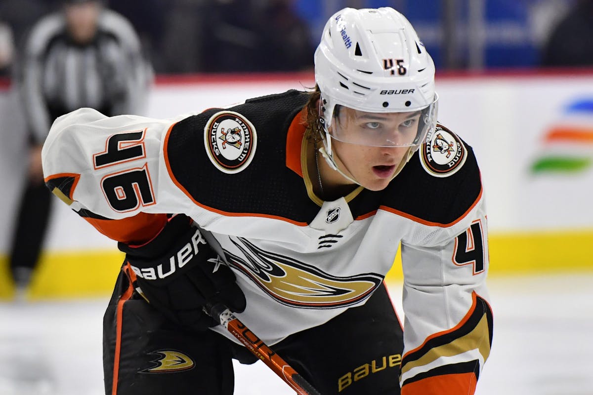 Trevor Zegras' rising stardom can't save the disastrous Anaheim Ducks -  Daily Faceoff