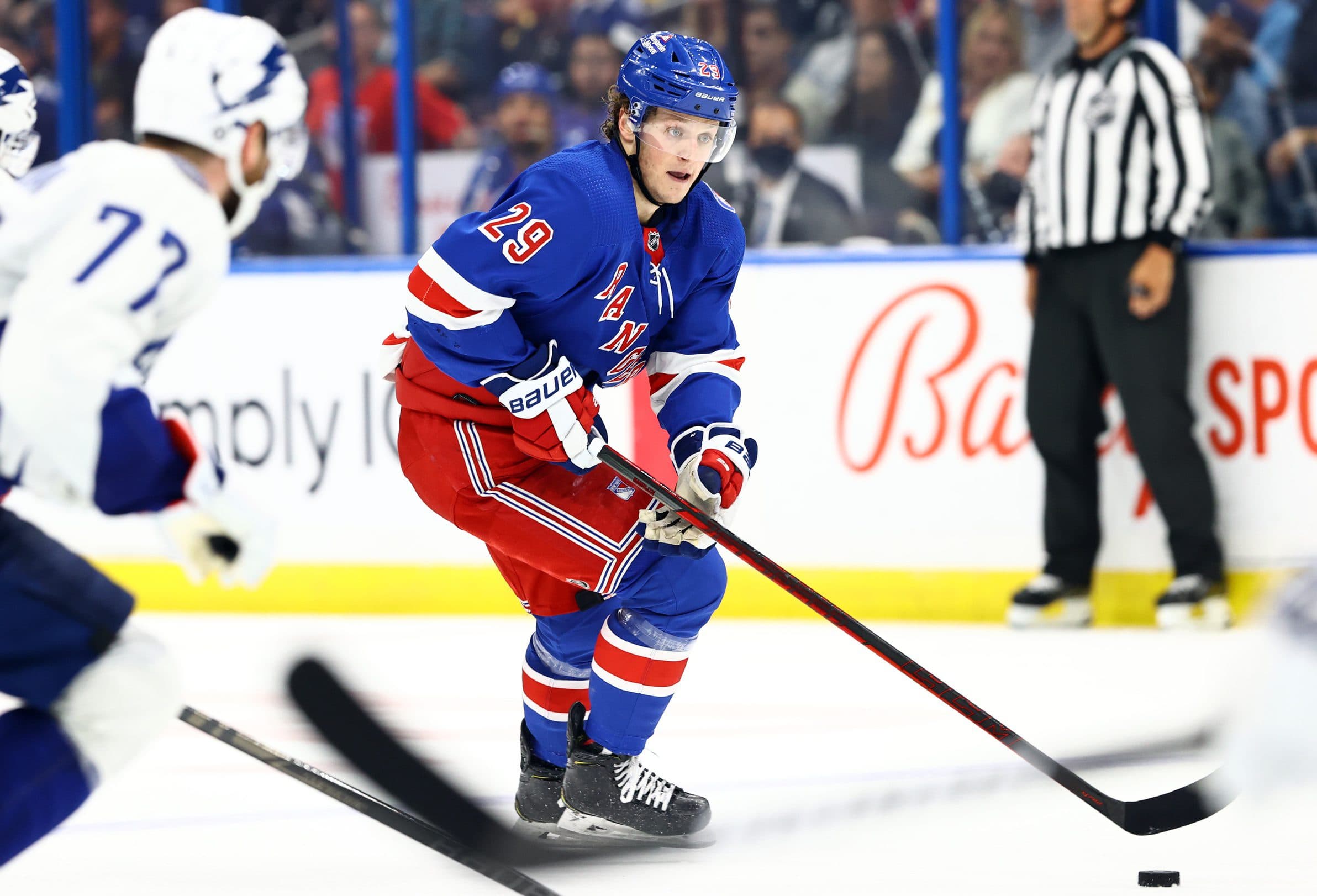 Colorado Avalanche claim Dryden Hunt off waivers