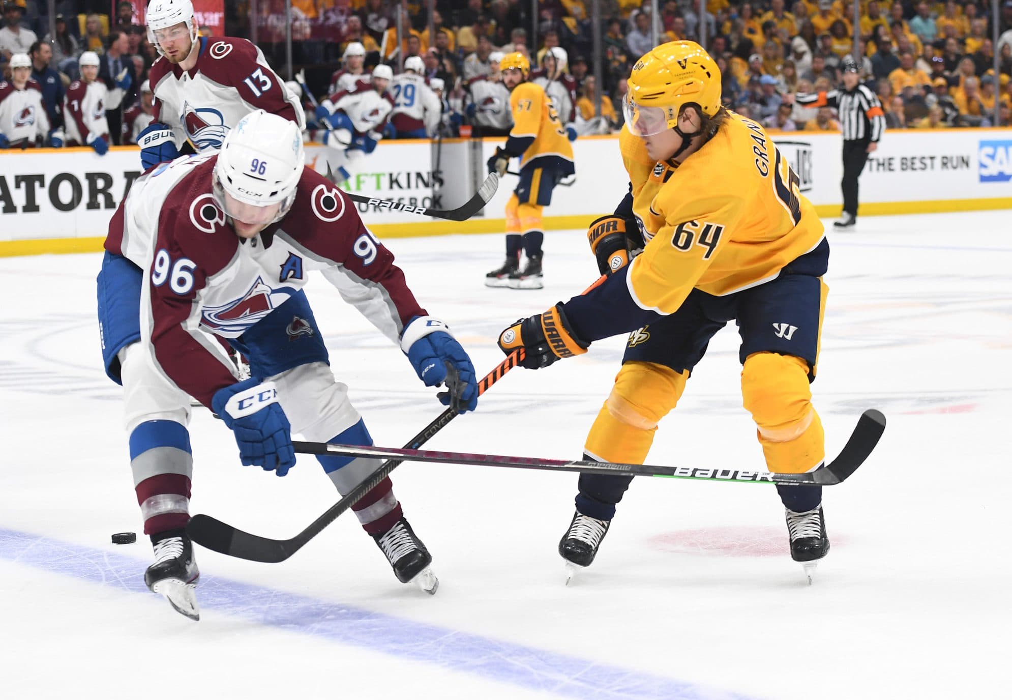 LOOK: Bruins, Penguins unveil jerseys for 2023 NHL Winter Classic 