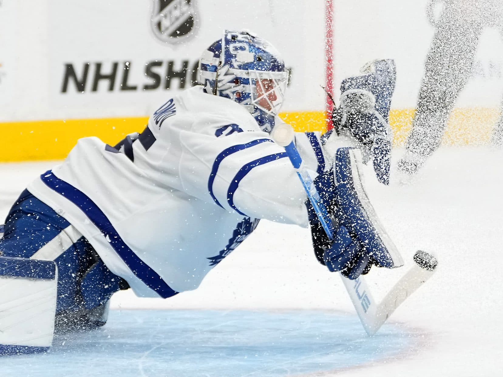 Maple Leafs goalie Ilya Samsonov returns from knee injury