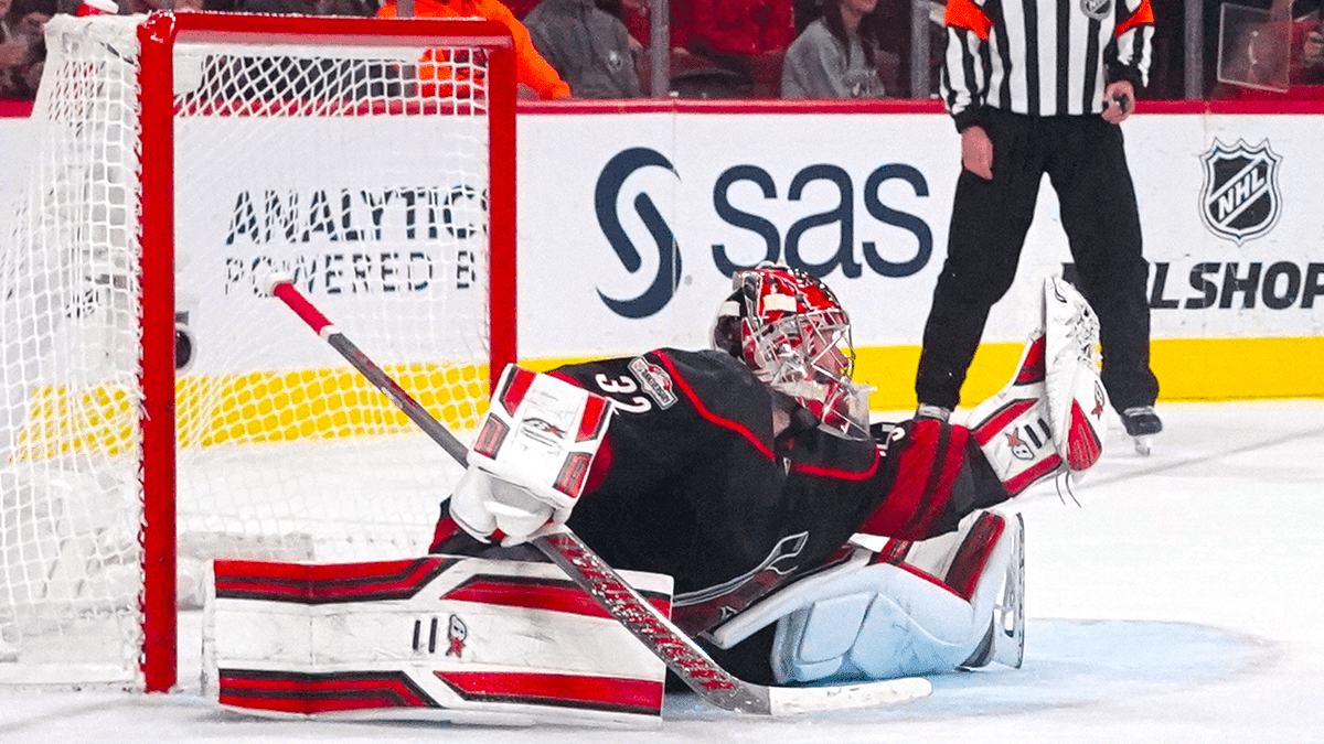 Carolina Hurricanes re-sign goaltender Antti Raanta for one year, $1.5 million AAV