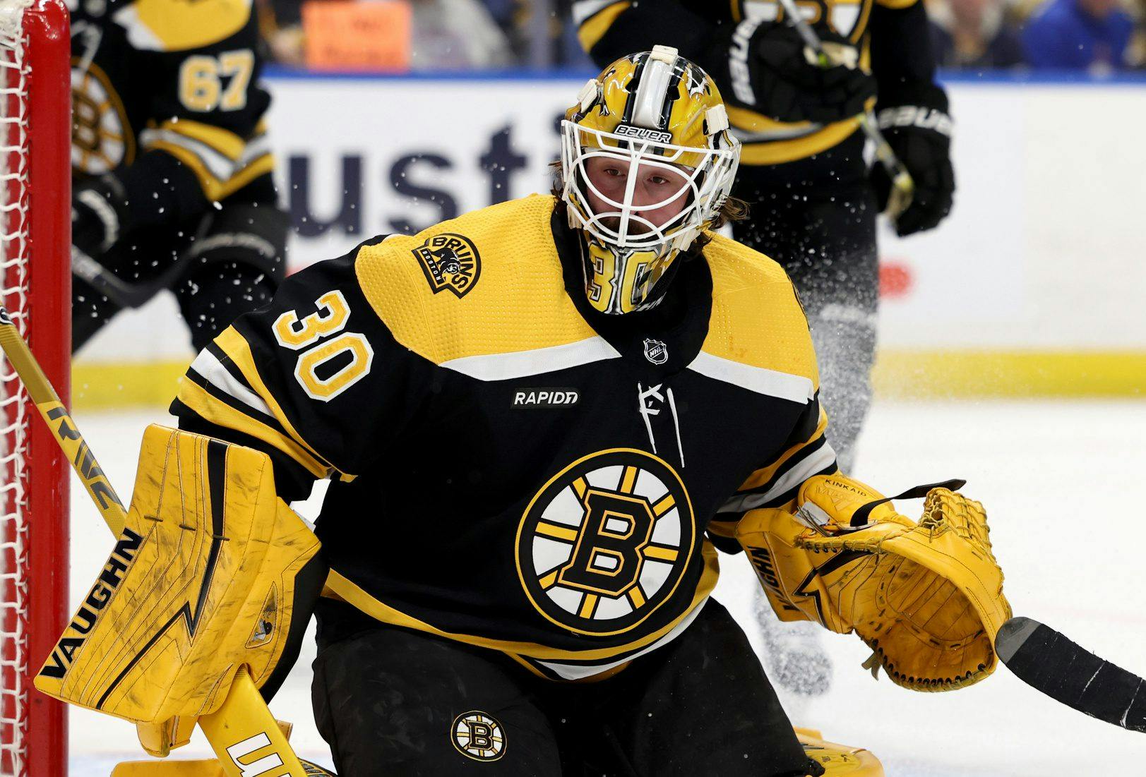 Boston Bruins trade Keith Kinkaid to Colorado Avalanche for Shane Bowers