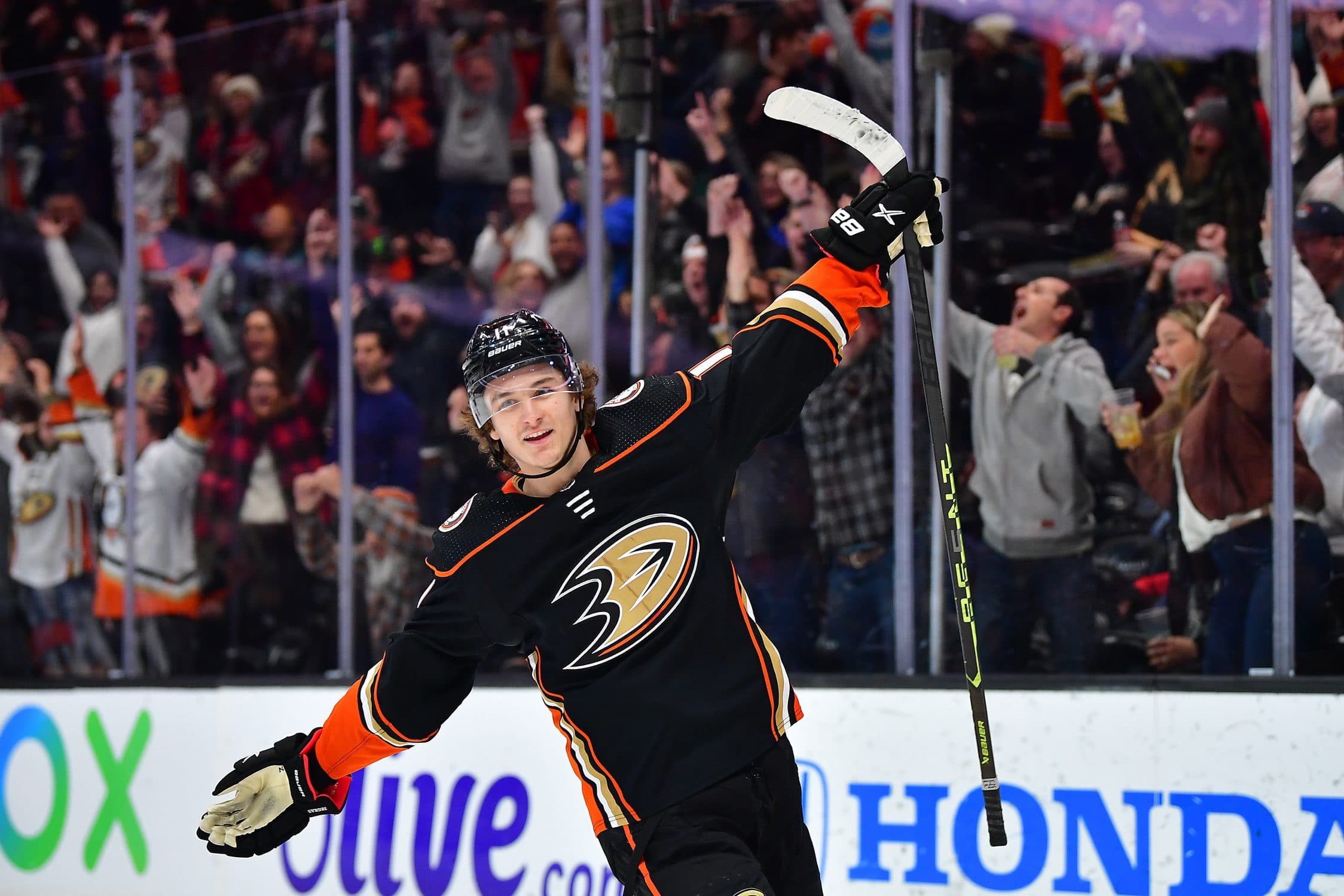 Will the Anaheim Ducks and Trevor Zegras agree to a long-term deal?