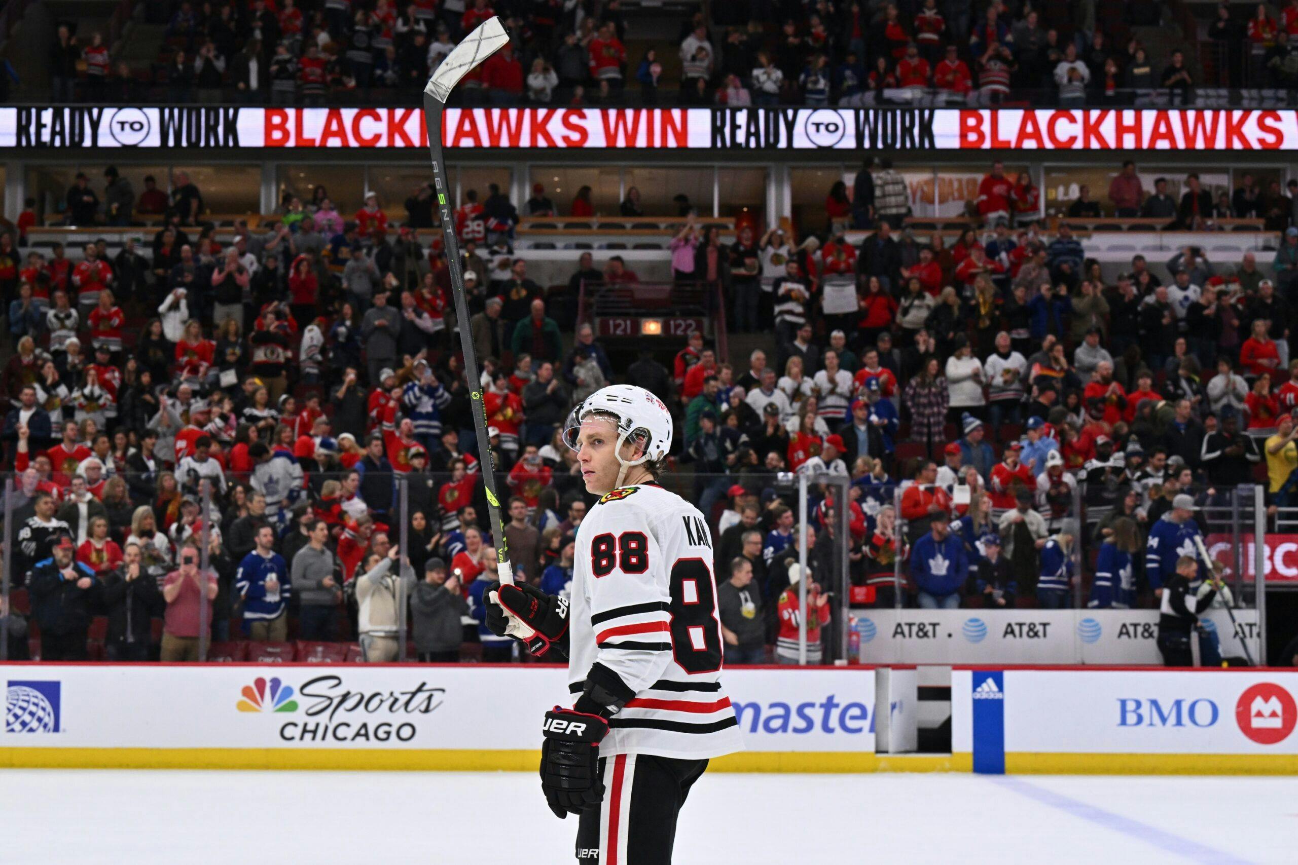 Chicago Blackhawks forward Patrick Kane records hat trick against Toronto Maple Leafs