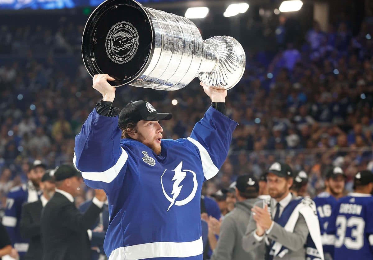 How Heavy Is The Stanley Cup Trophy? Height and Weight