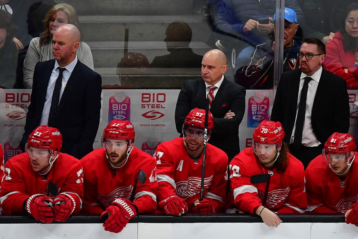 Is Detroit Red Wings coach Derek Lalonde on the hot seat this year?