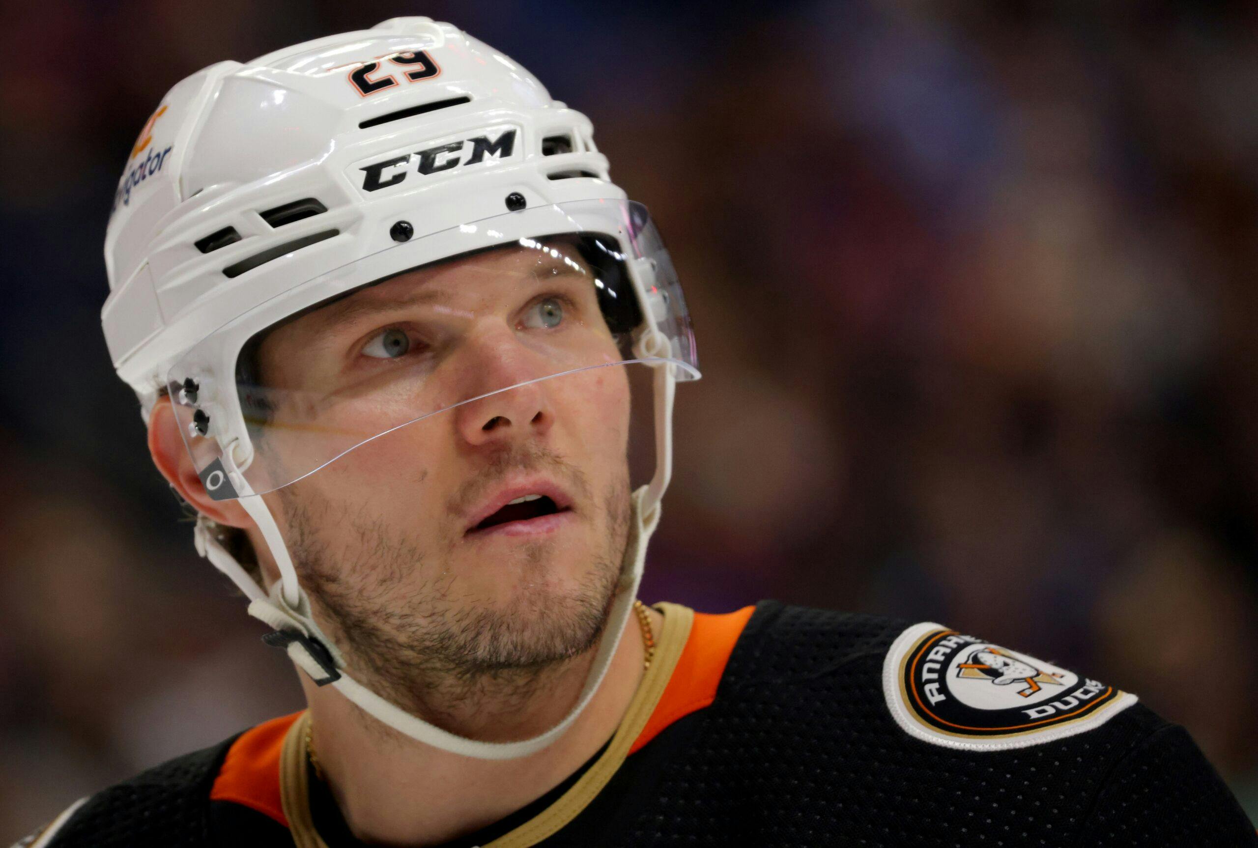 Pittsburgh Penguins acquire Dmitry Kulikov from Anaheim Ducks for Brock McGinn, third-round pick