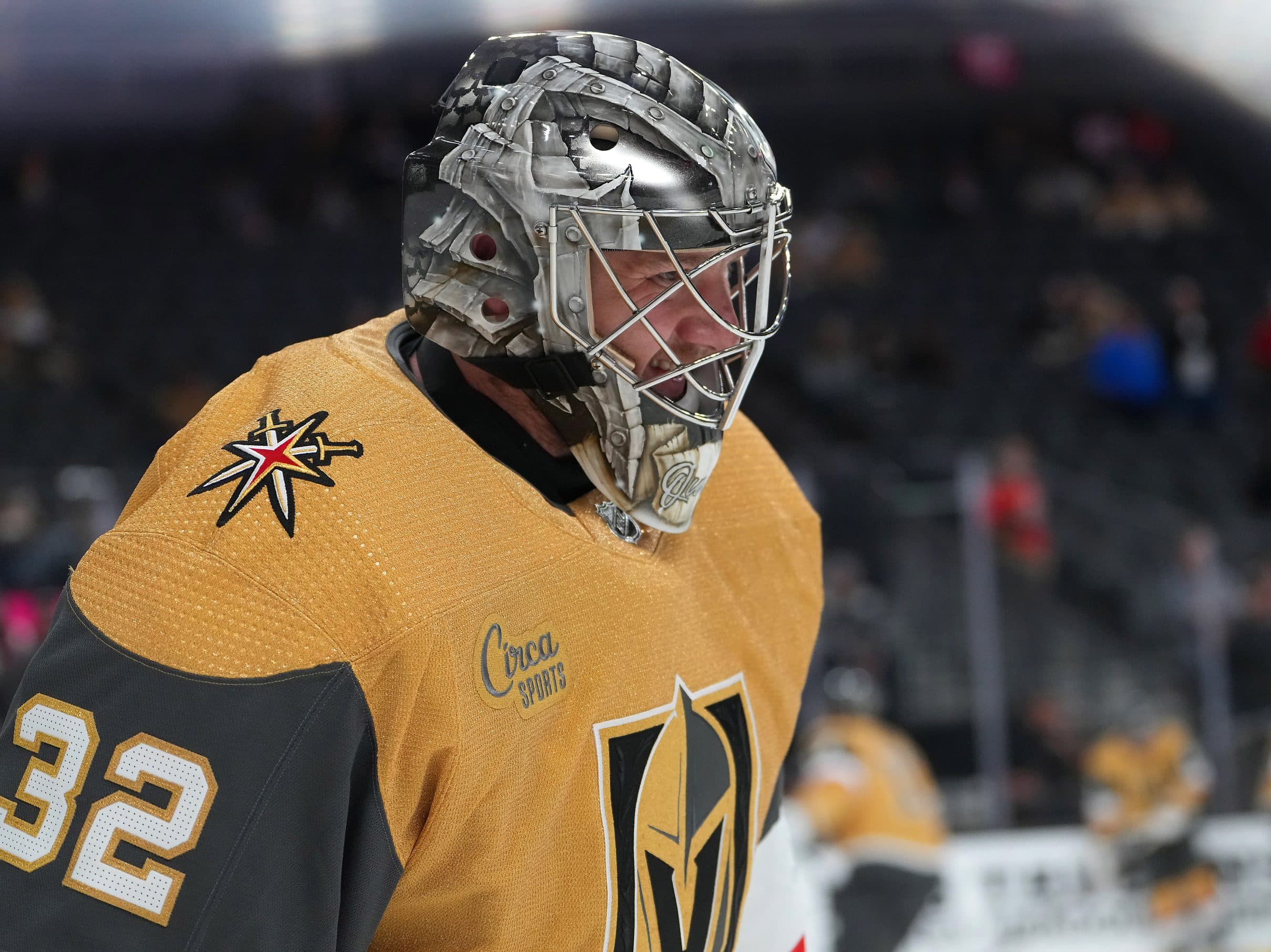 Vegas Golden Knights] Jonathan Quick in new colors for his first start for  the Knights. : r/hockey