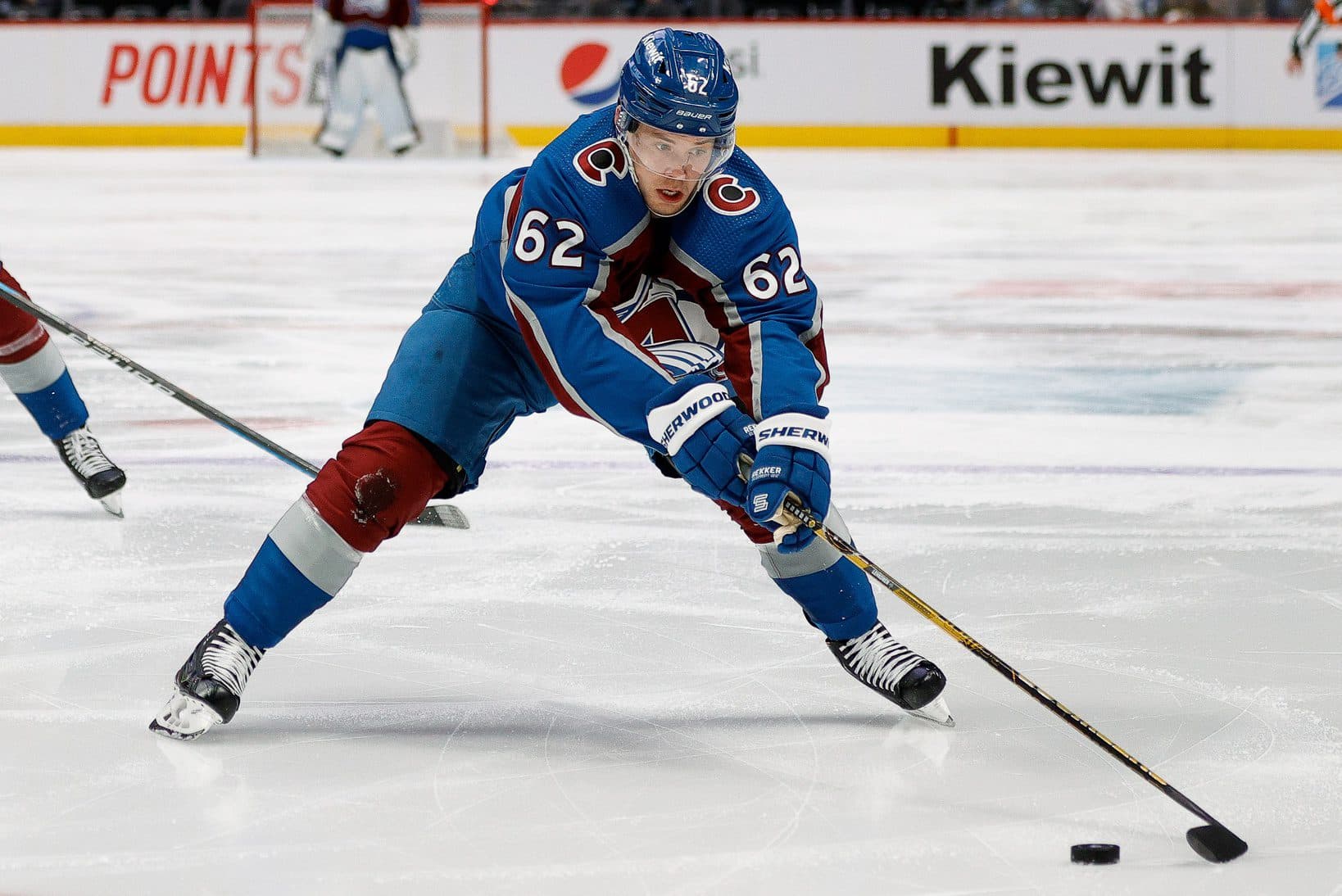 Avalanche’s Artturi Lehkonen taken to hospital after collision with Kraken’s Jamie Oleksiak