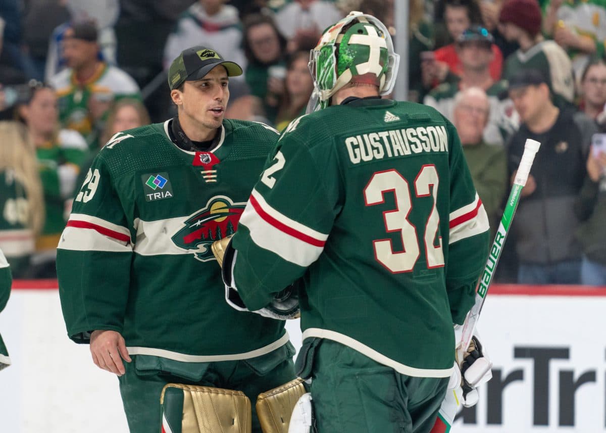 Why NHL teams are turning to goalie tandems more and more - ESPN
