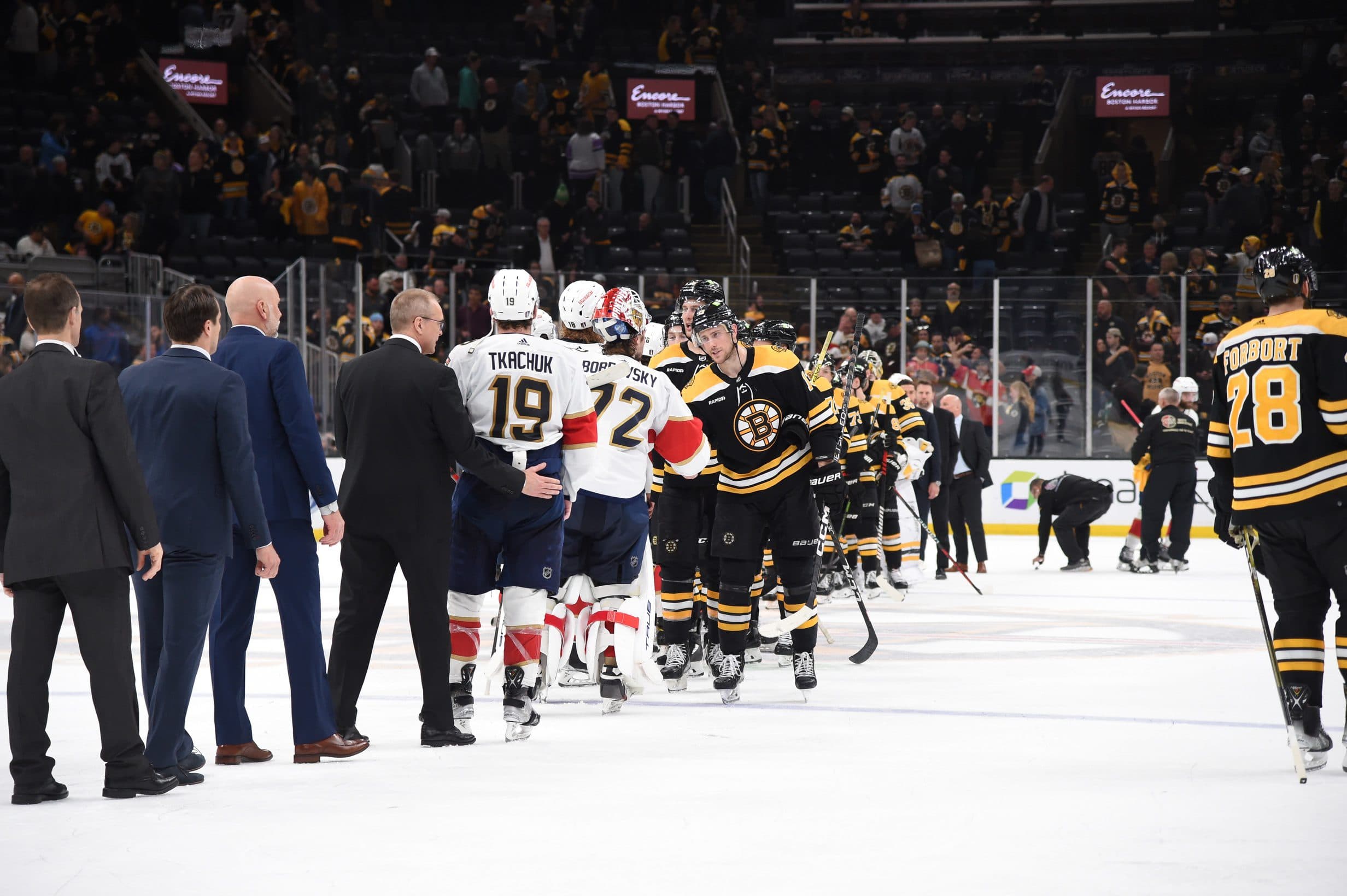 Hurricanes sail to easy win over Devils in Game 1 of second round