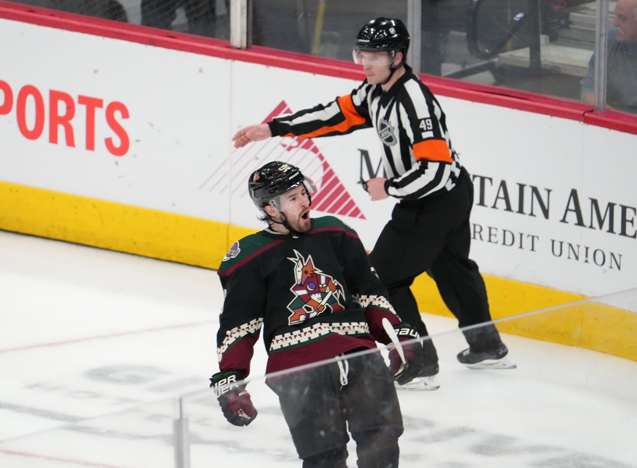 Arizona Coyotes re-sign forward Michael Carcone to two-year contract