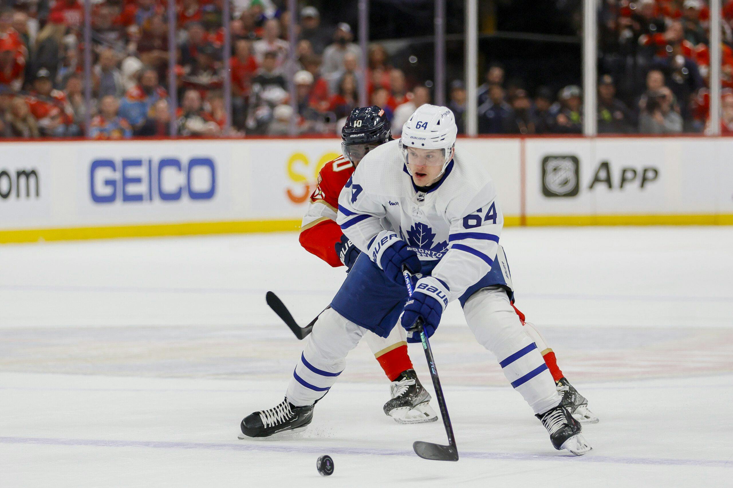 Toronto Maple Leafs sign David Kampf to four-year contract