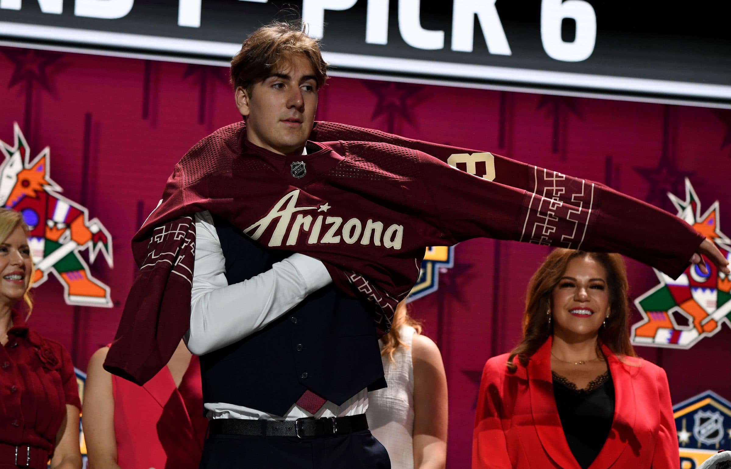 Arizona Coyotes take two huge swings on Russian teammates Dmitri Simashev and Daniil But