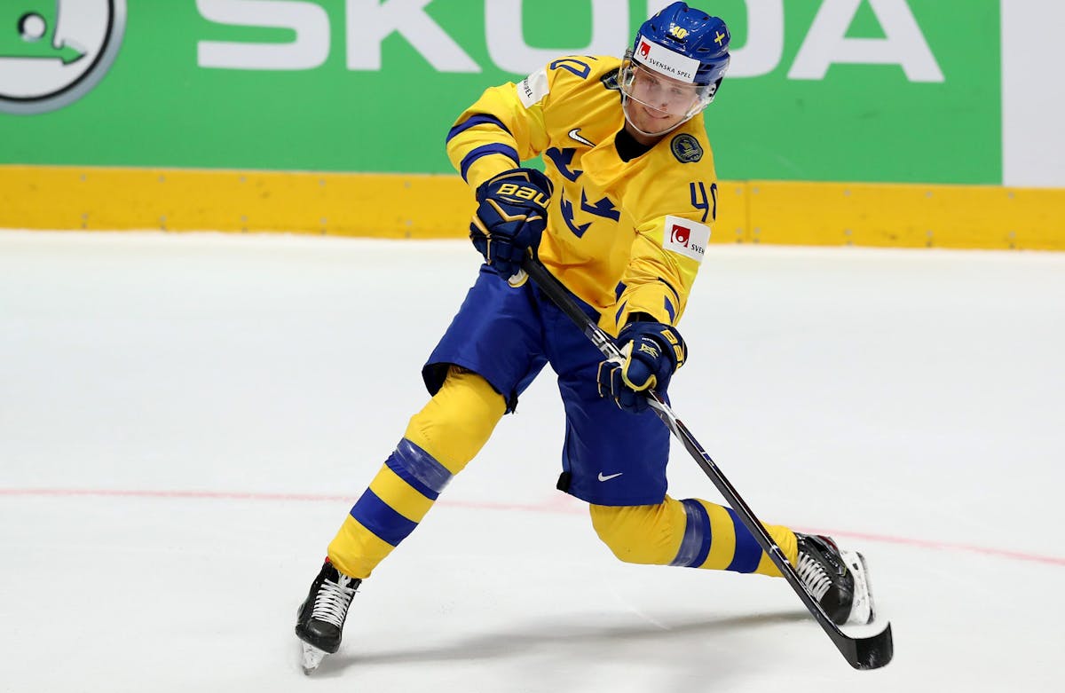 Swedish Superman: Pettersson makes amazing return to lineup with