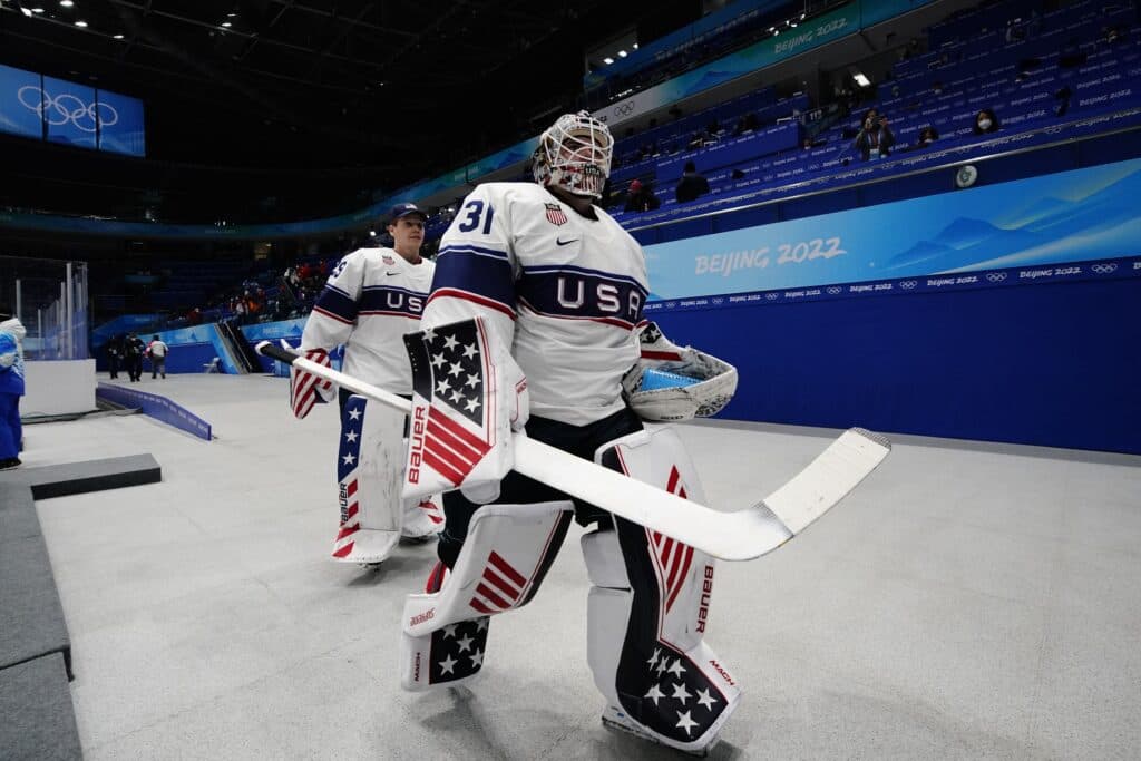 Vegas Golden Knights sign goaltender Carl Lindbom to entry-level contract -  Daily Faceoff