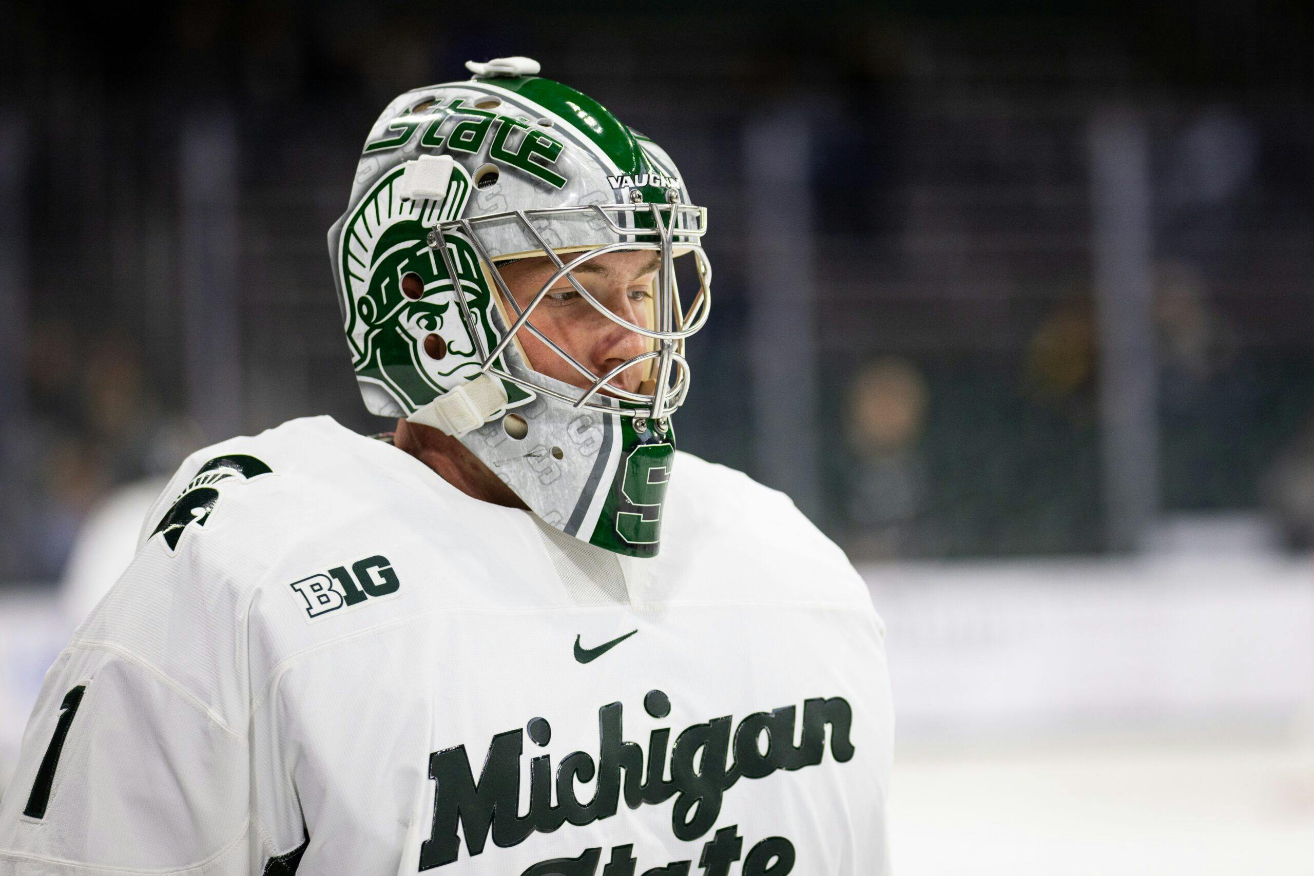 Top 10 NHL prospects that have stood out as NCAA freshmen