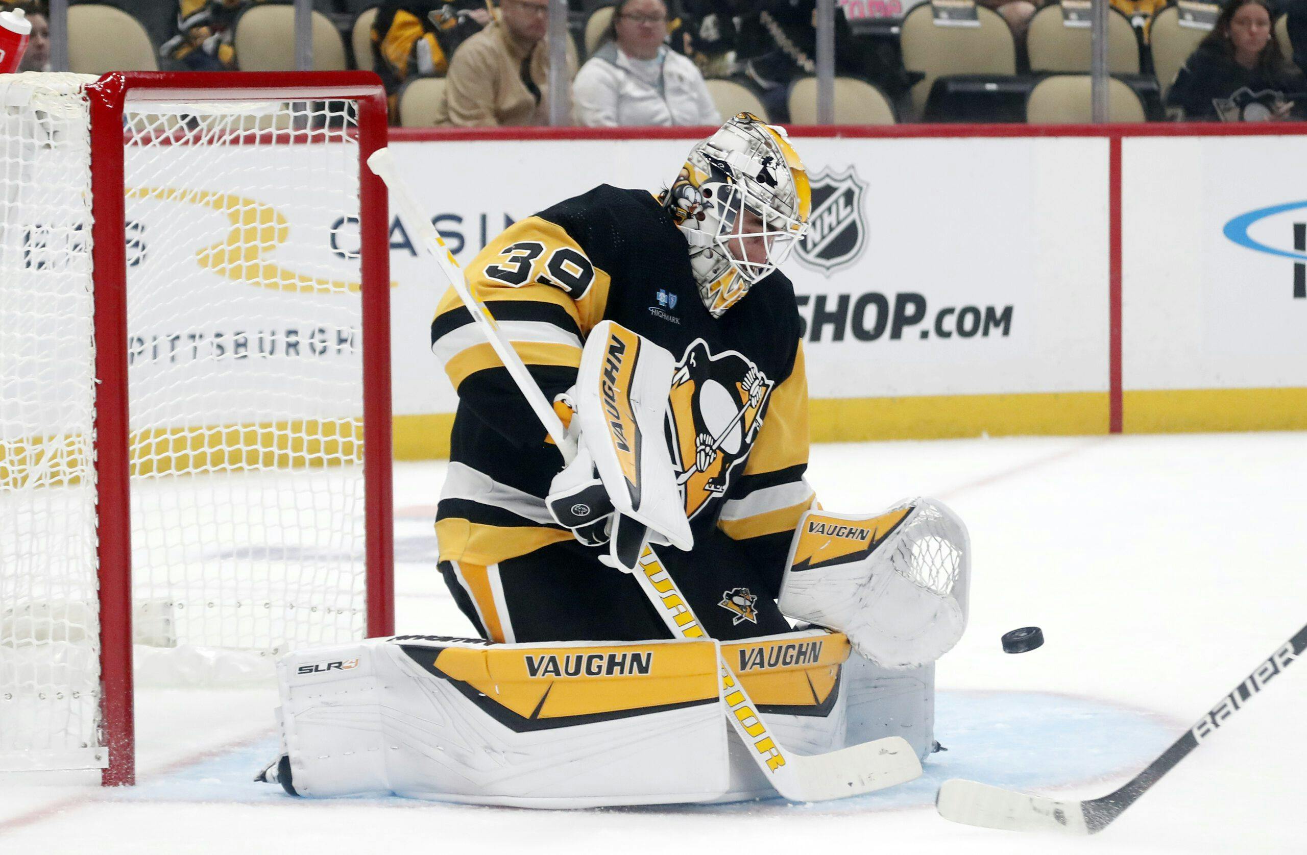 WBS Penguins’ Alex Nedeljkovic becomes first goalie in AHL history to score two career goals