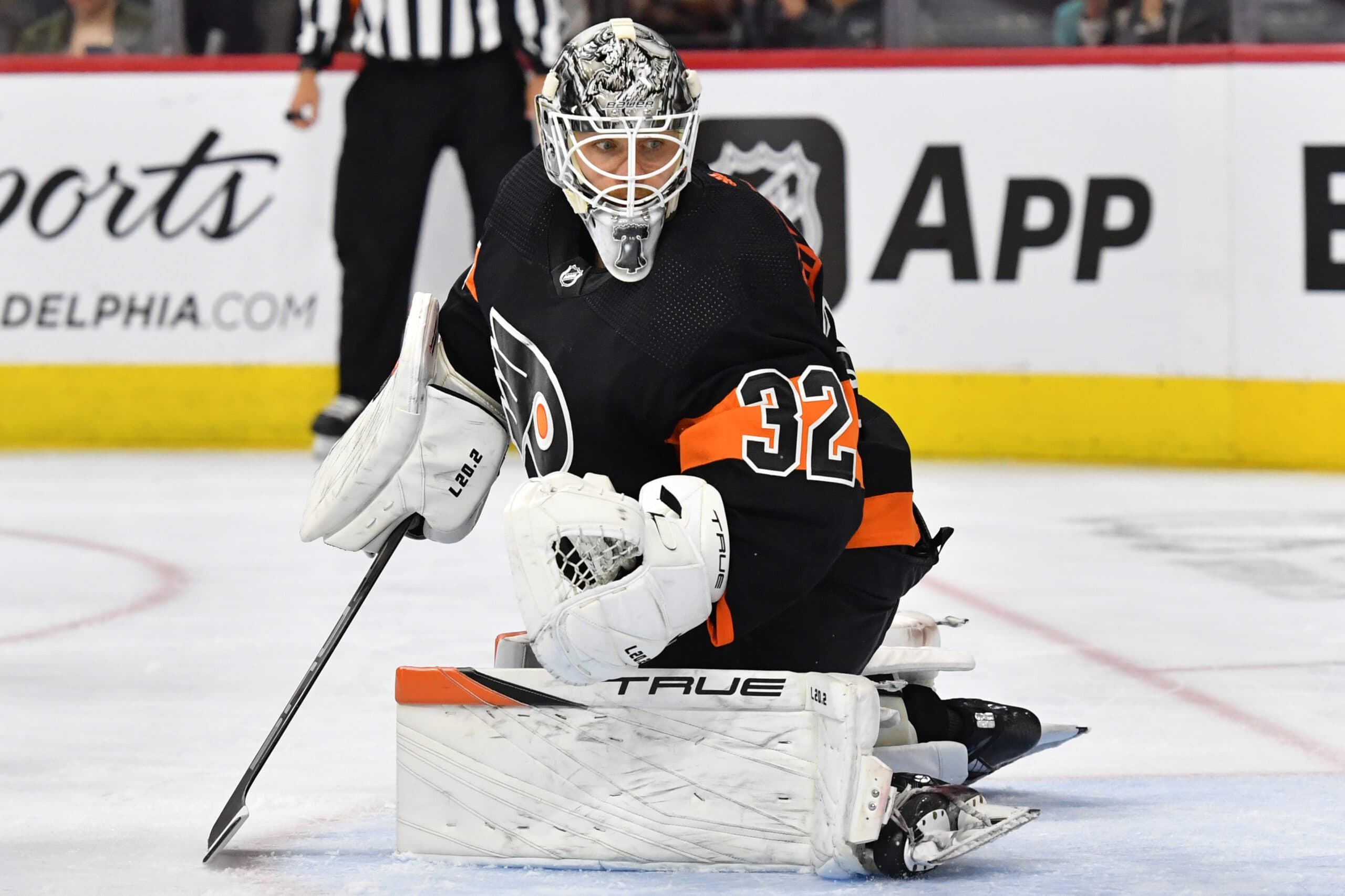 Philadelphia Flyers place Felix Sandstrom on waivers