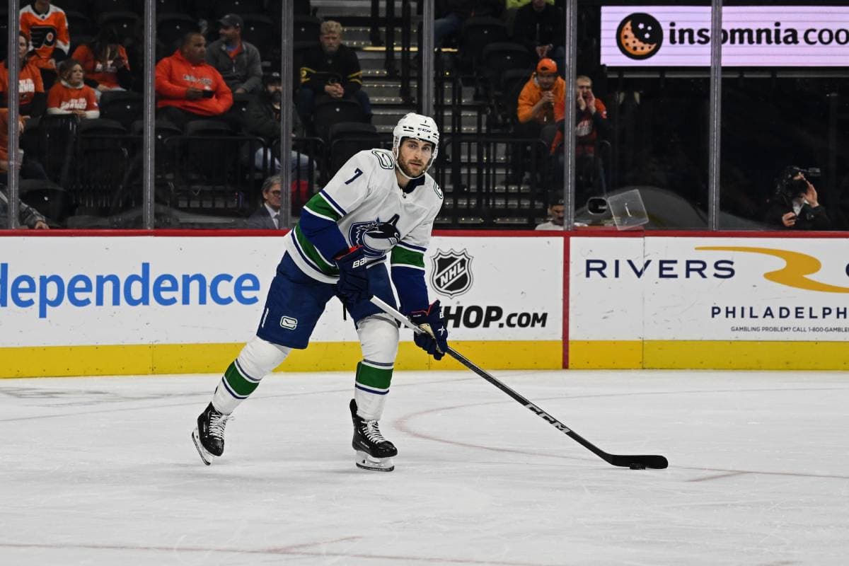 Vancouver Canucks’ Carson Soucy out 3-to-4 weeks with hand injury