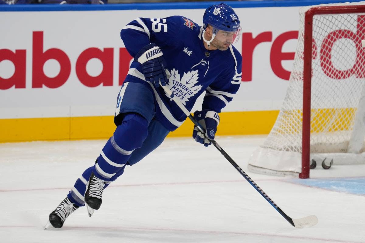 Toronto Maple Leafs’ Mark Giordano out week-to-week with broken finger