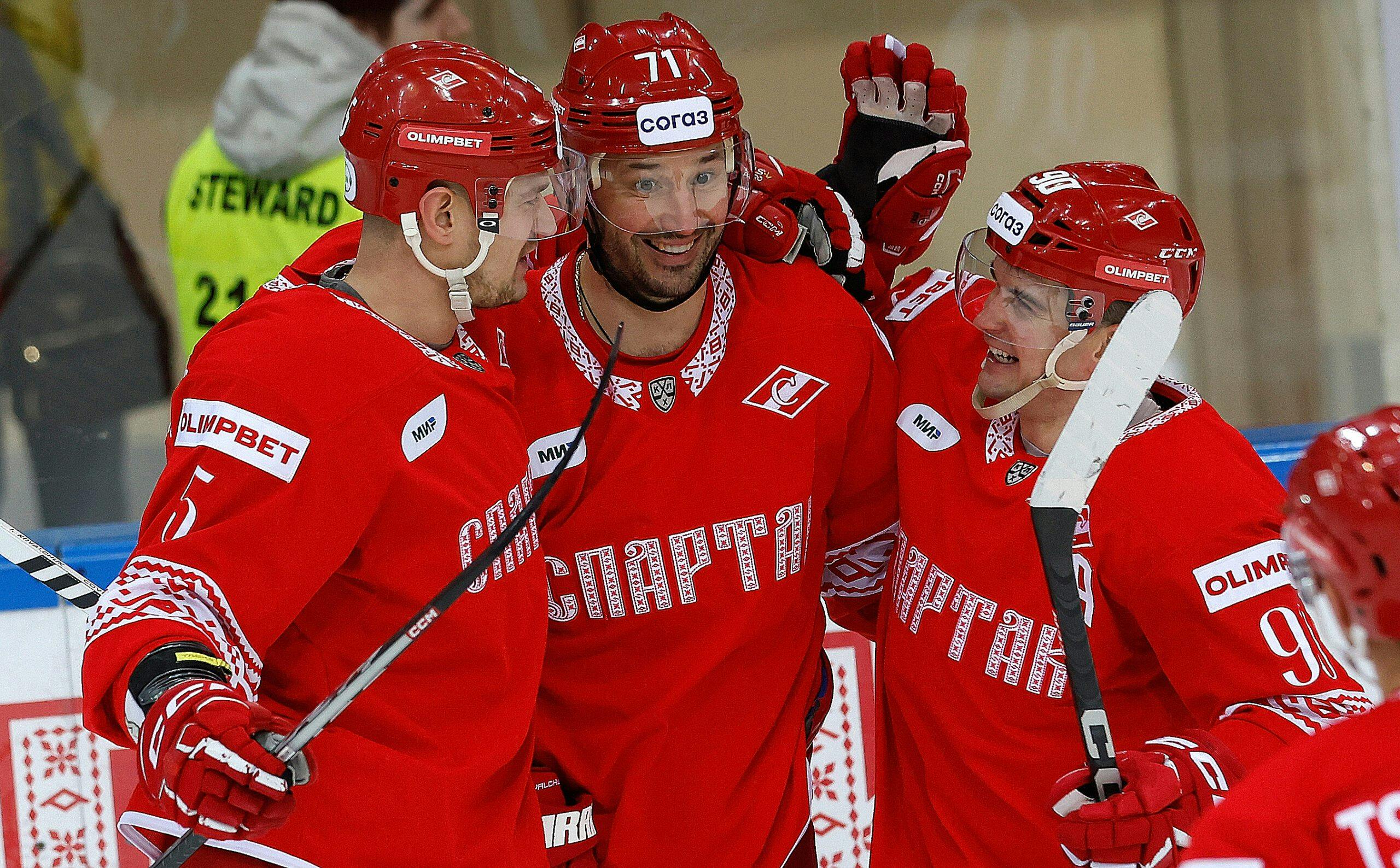 Ilya Kovalchuk, 40, scores goal in first professional hockey game since 2021