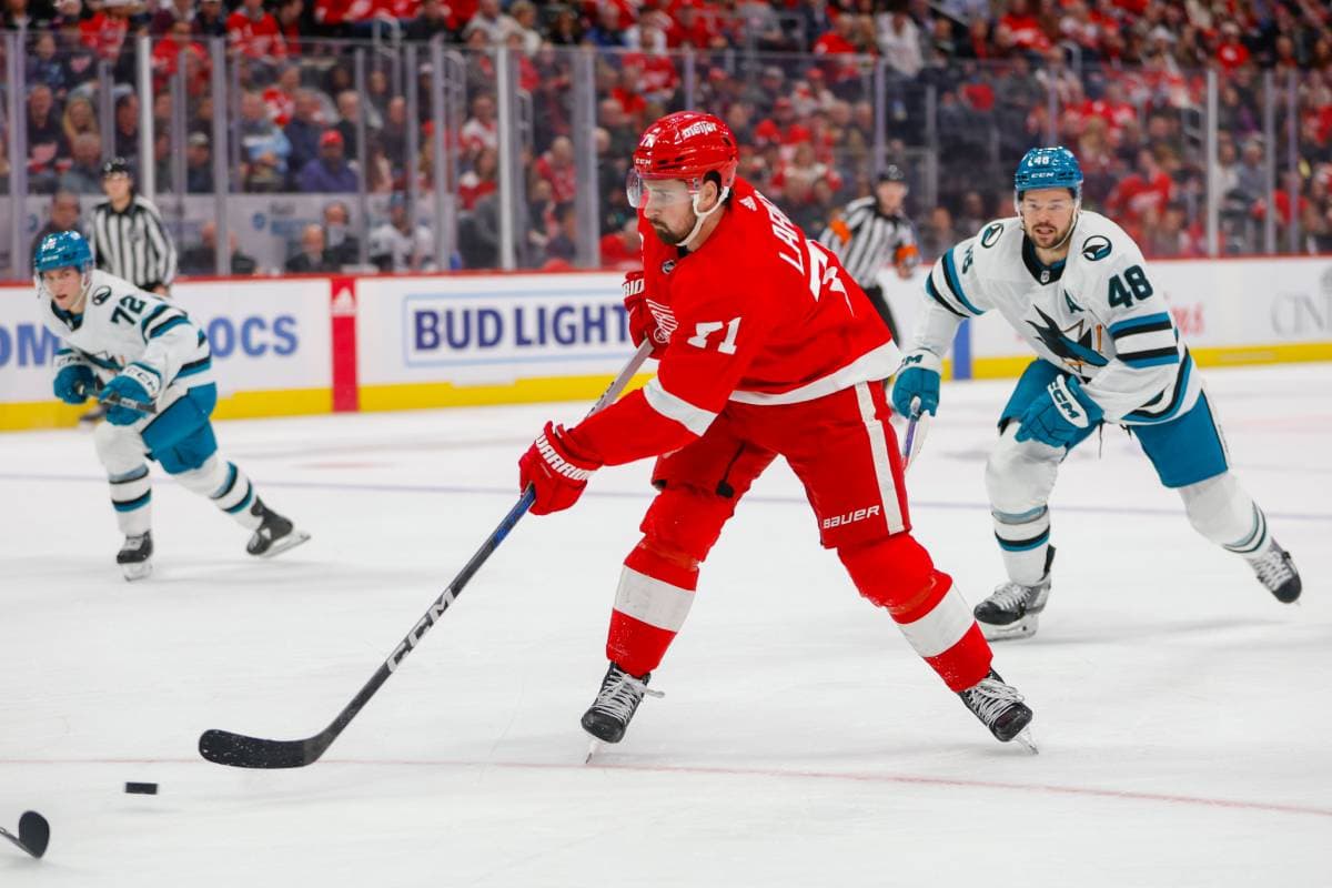 Detroit Red Wings captain Dylan Larkin leaves game after scary fall