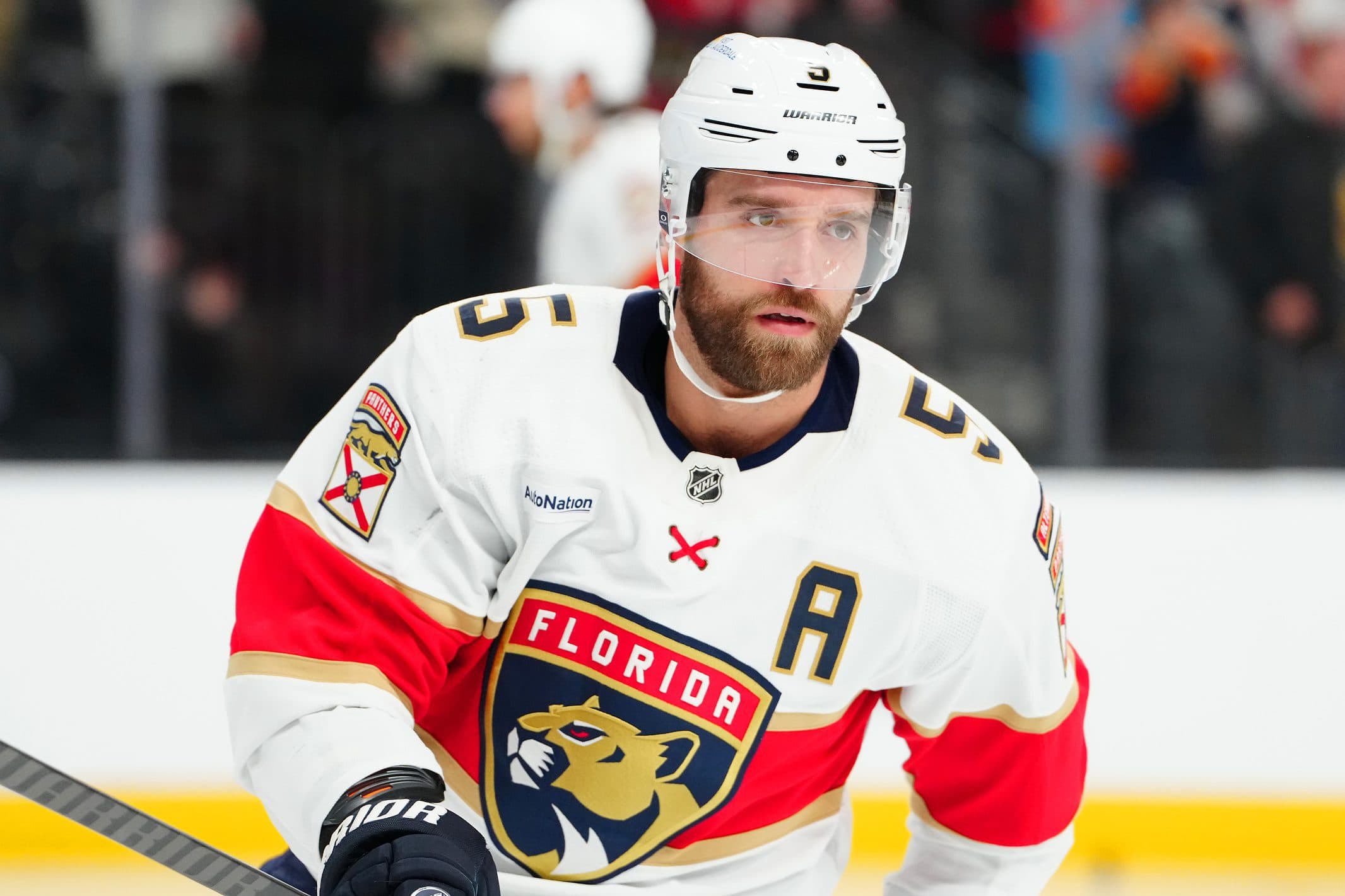 Florida Panthers defenseman Aaron Ekblad leaves game with lower-body injury