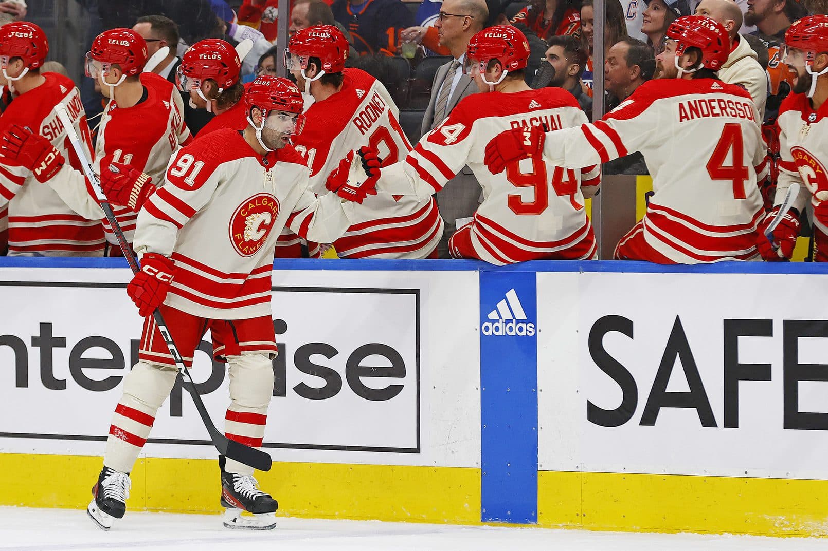 The Calgary Flames could still make the playoffs — even if they sell at the deadline