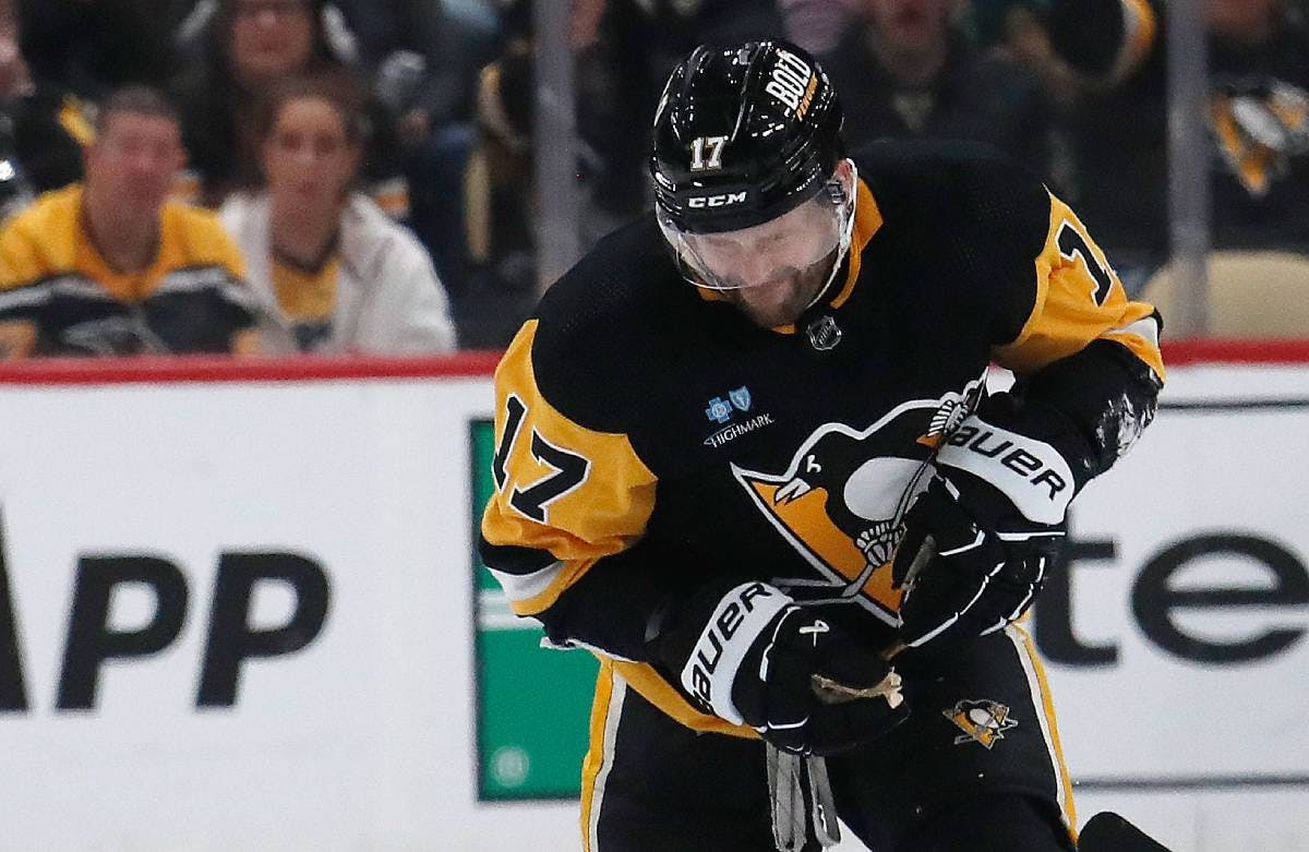 Pittsburgh Penguins forward Bryan Rust being evaluated for upper-body injury, might miss time