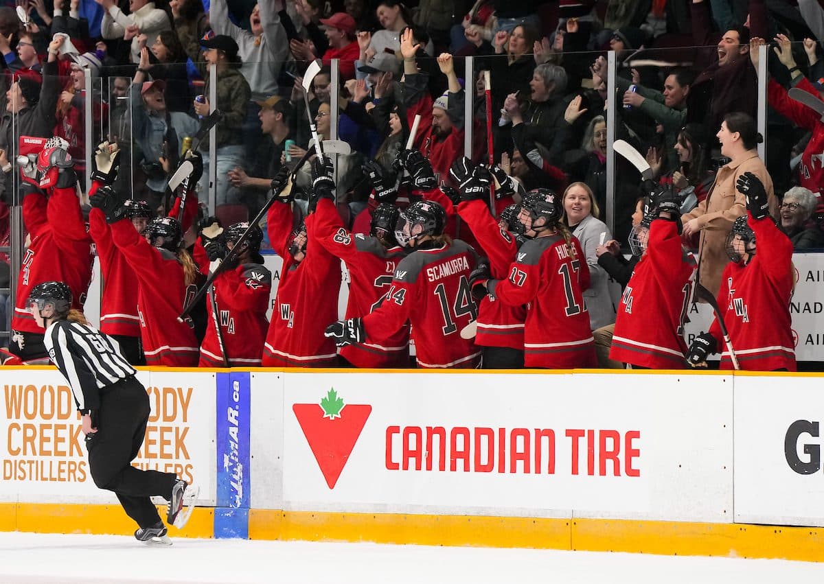 PWHL Ottawa snaps Toronto’s 11-game winning streak with 5-3 victory