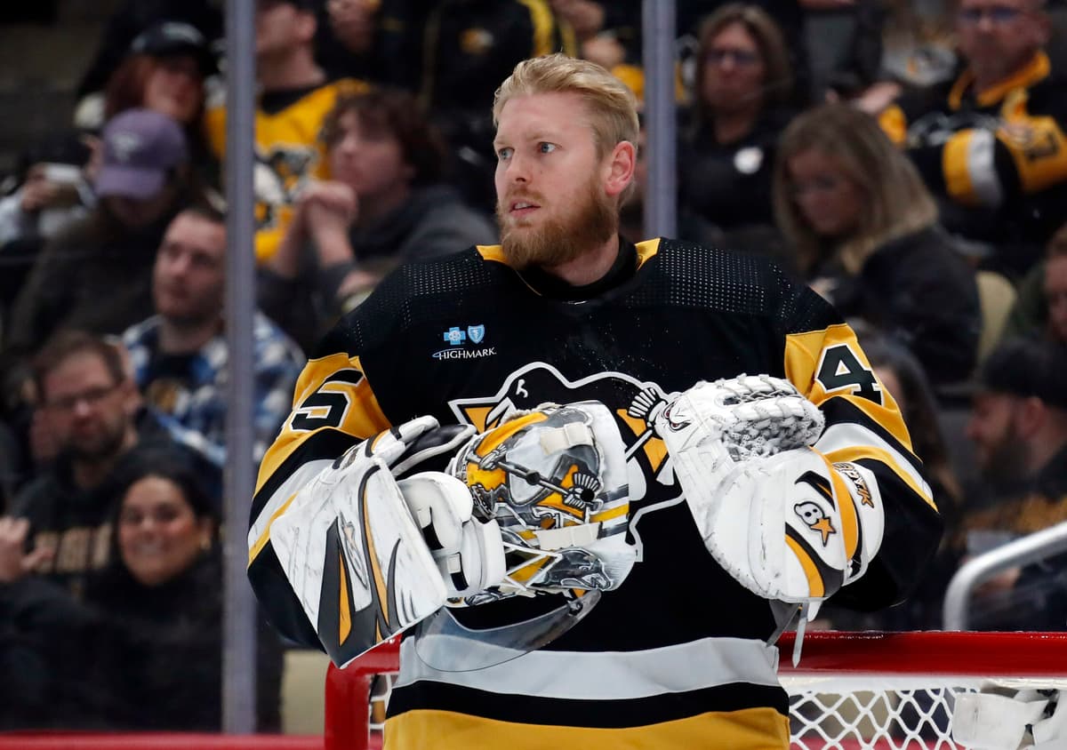 Dallas Stars sign Magnus Hellberg to one-year, two-way contract