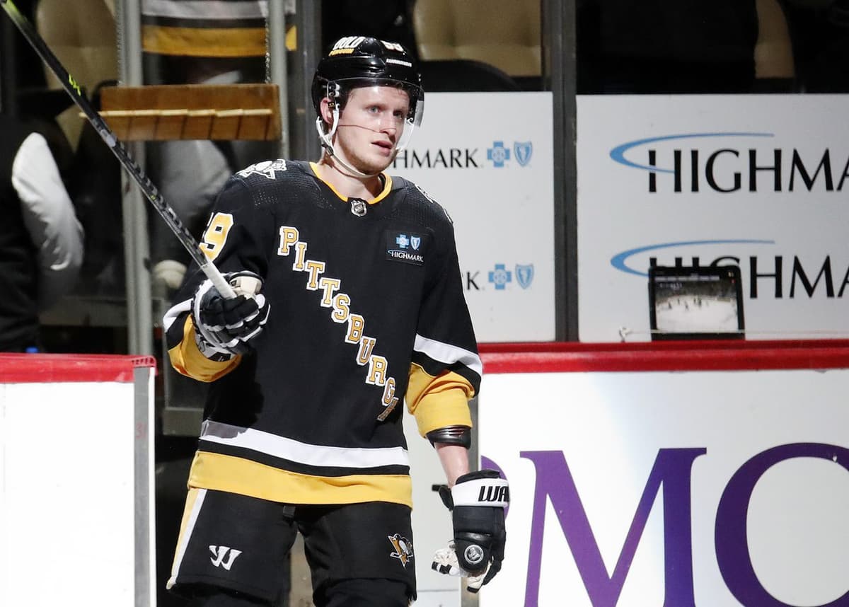 Grading the Jake Guentzel trade: Hurricanes land top-tier winger ...