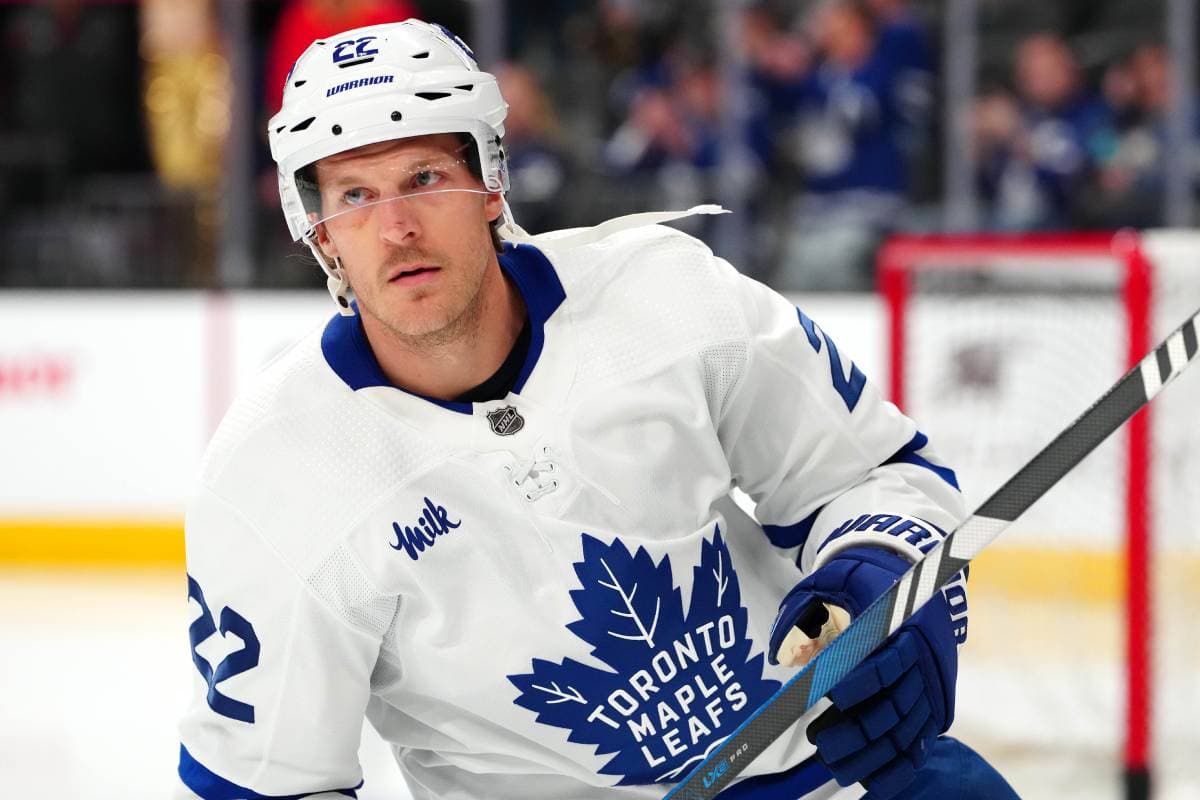 Maple Leafs’ Jake McCabe, Bruins’ Charlie Coyle fined $5,000 for incidents on March 7